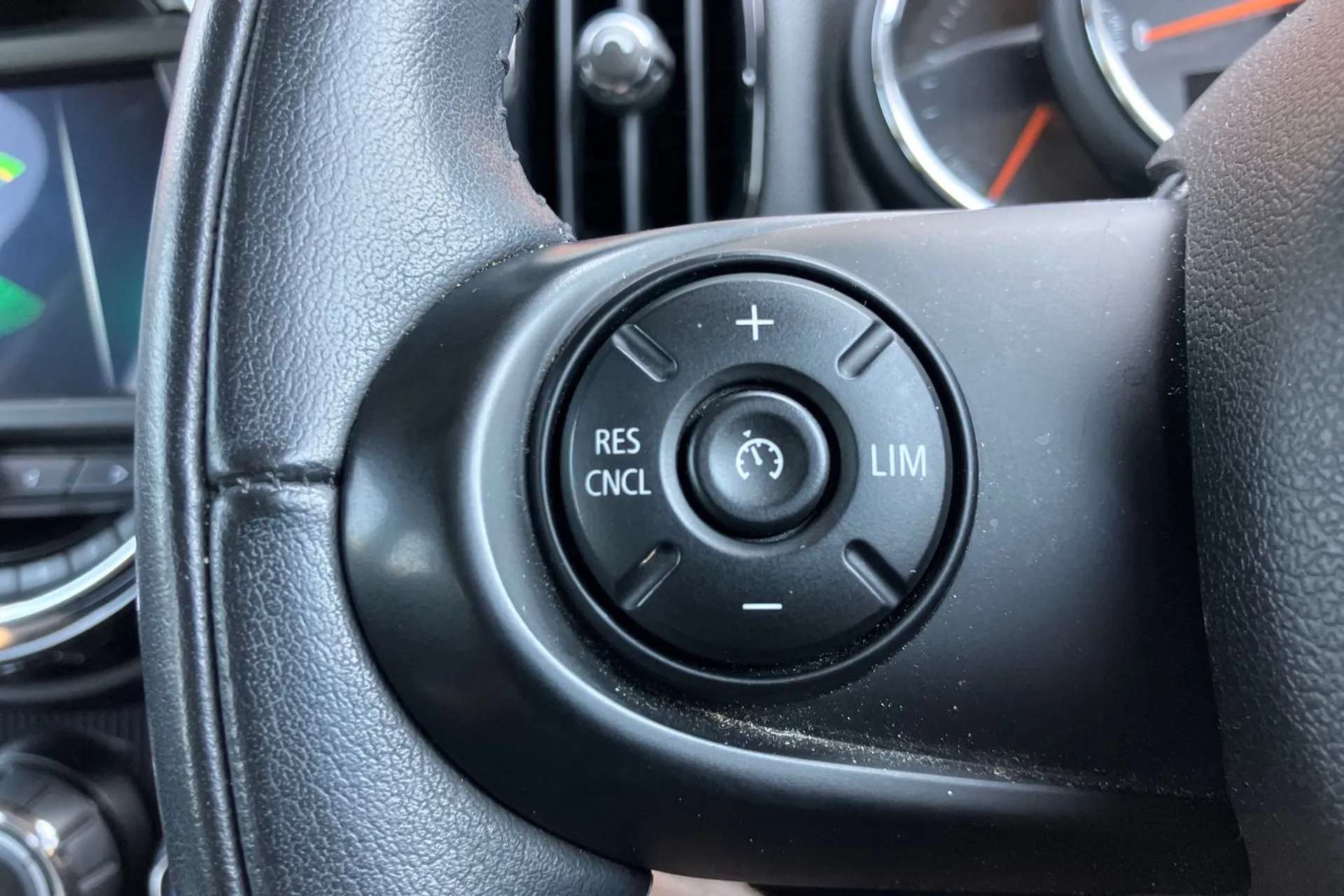 2018 MINI COUNTRYMAN 2018 MINI COUNTRYMAN