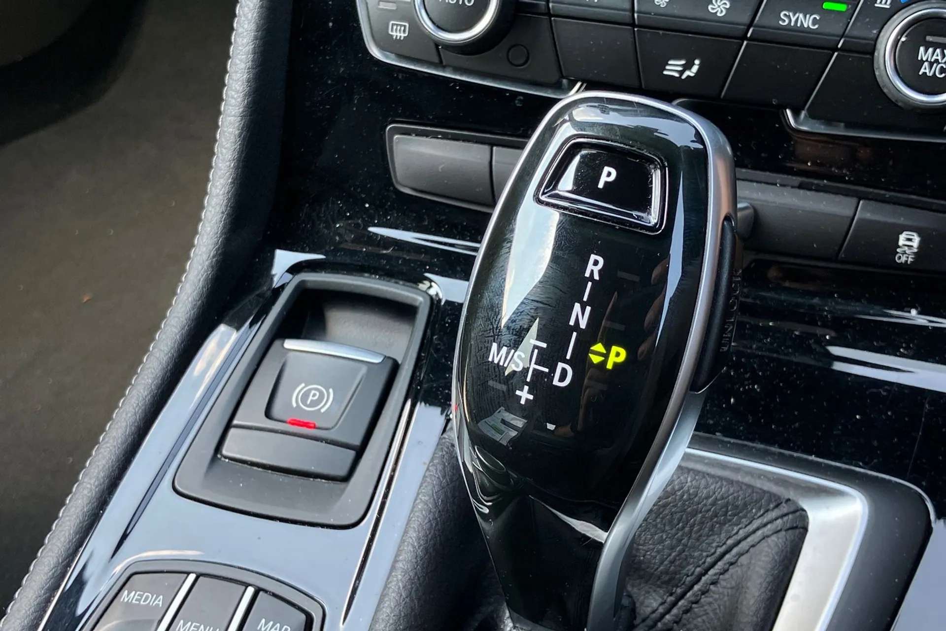 2019 BMW 2 SERIES 2019 BMW 2 SERIES