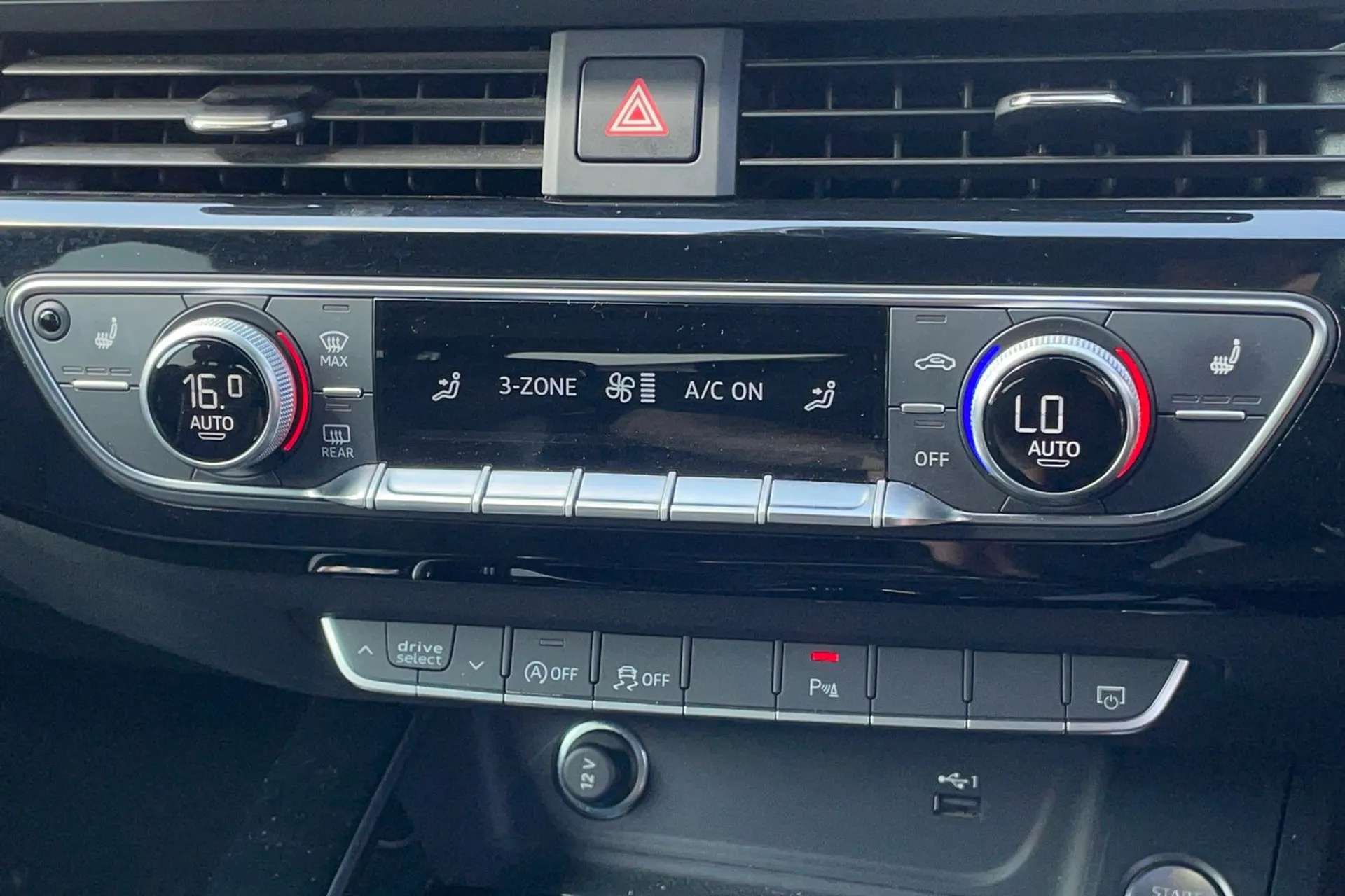 2020 AUDI A4 2020 AUDI A4