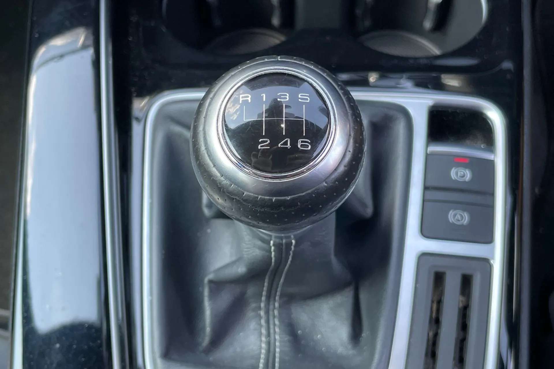 2020 AUDI A4 2020 AUDI A4
