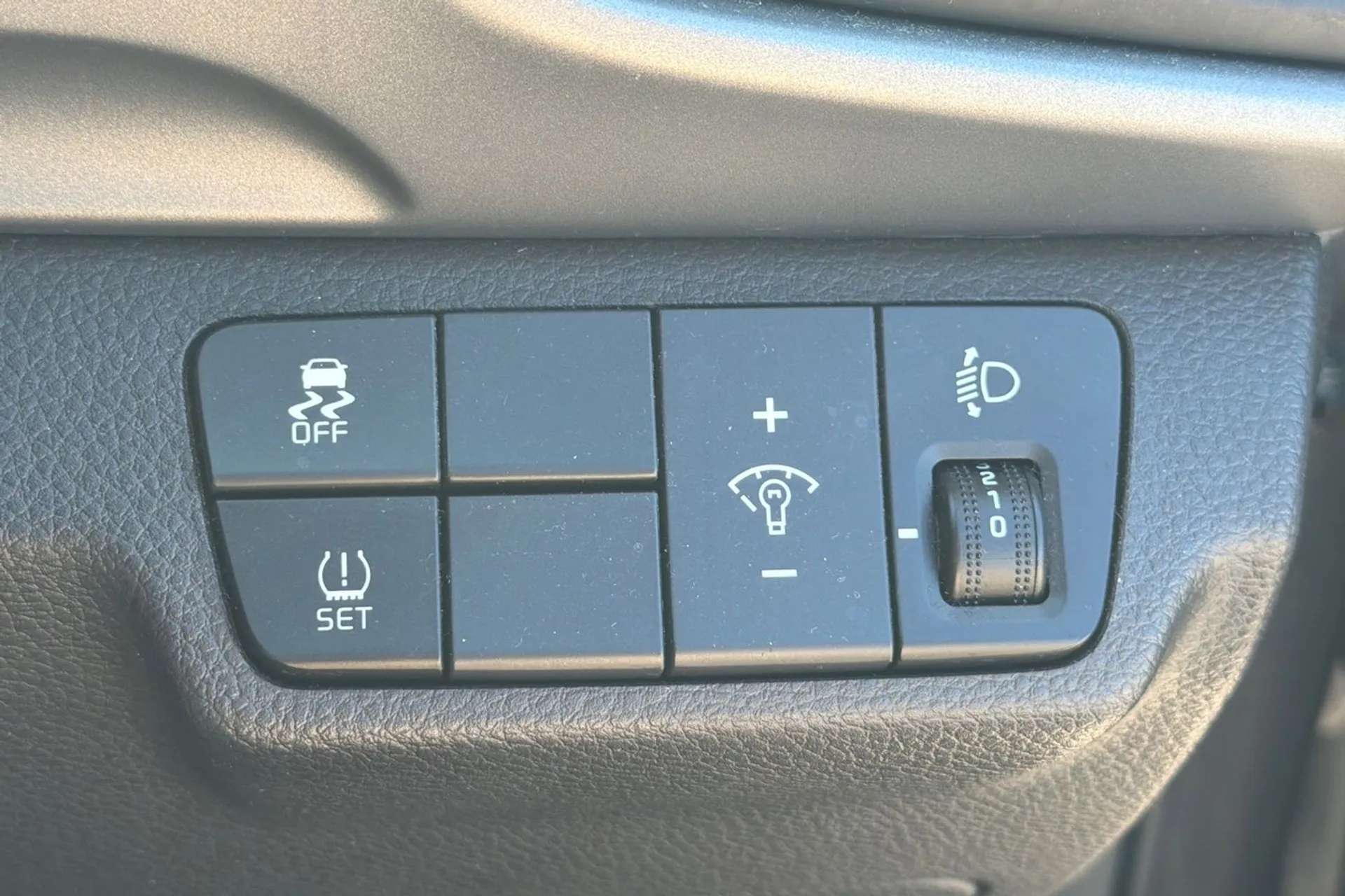 2018 KIA STONIC 2018 KIA STONIC