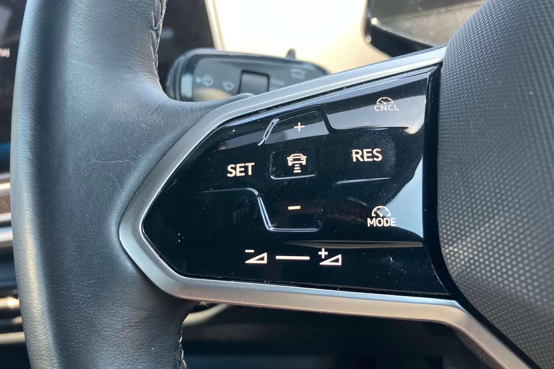 2024 VOLKSWAGEN ID.4 2024 VOLKSWAGEN ID.4