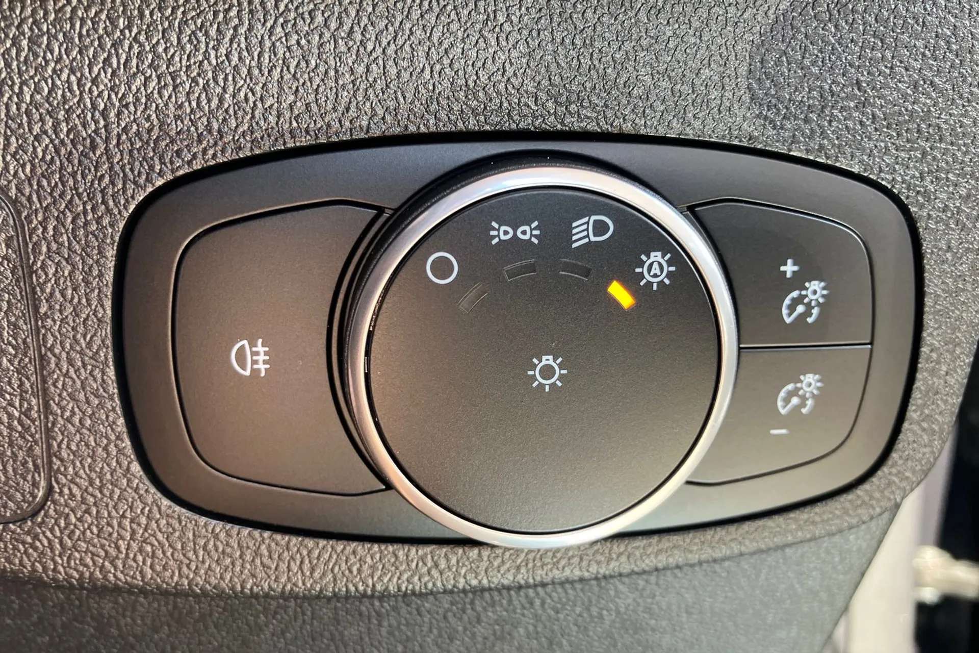 2023 FORD FOCUS 2023 FORD FOCUS