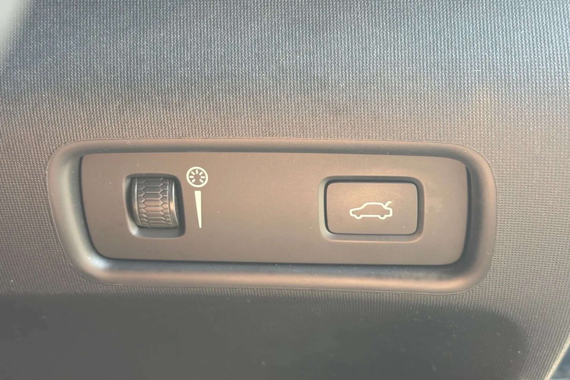 2021 POLESTAR 2 2021 POLESTAR 2