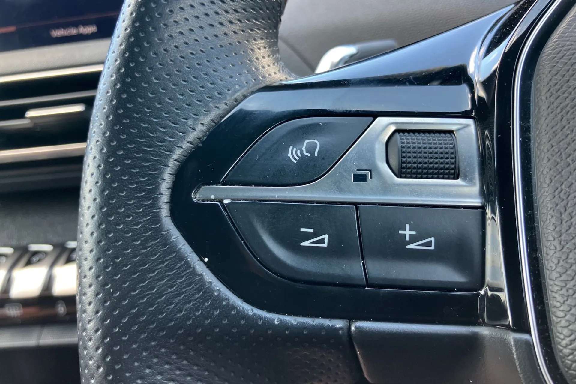 2017 PEUGEOT 3008 2017 PEUGEOT 3008