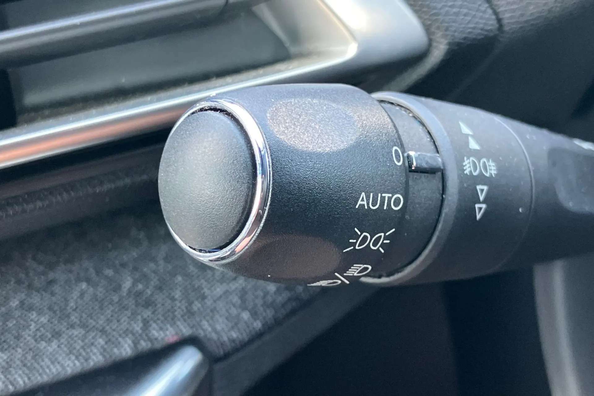 2017 PEUGEOT 3008 2017 PEUGEOT 3008