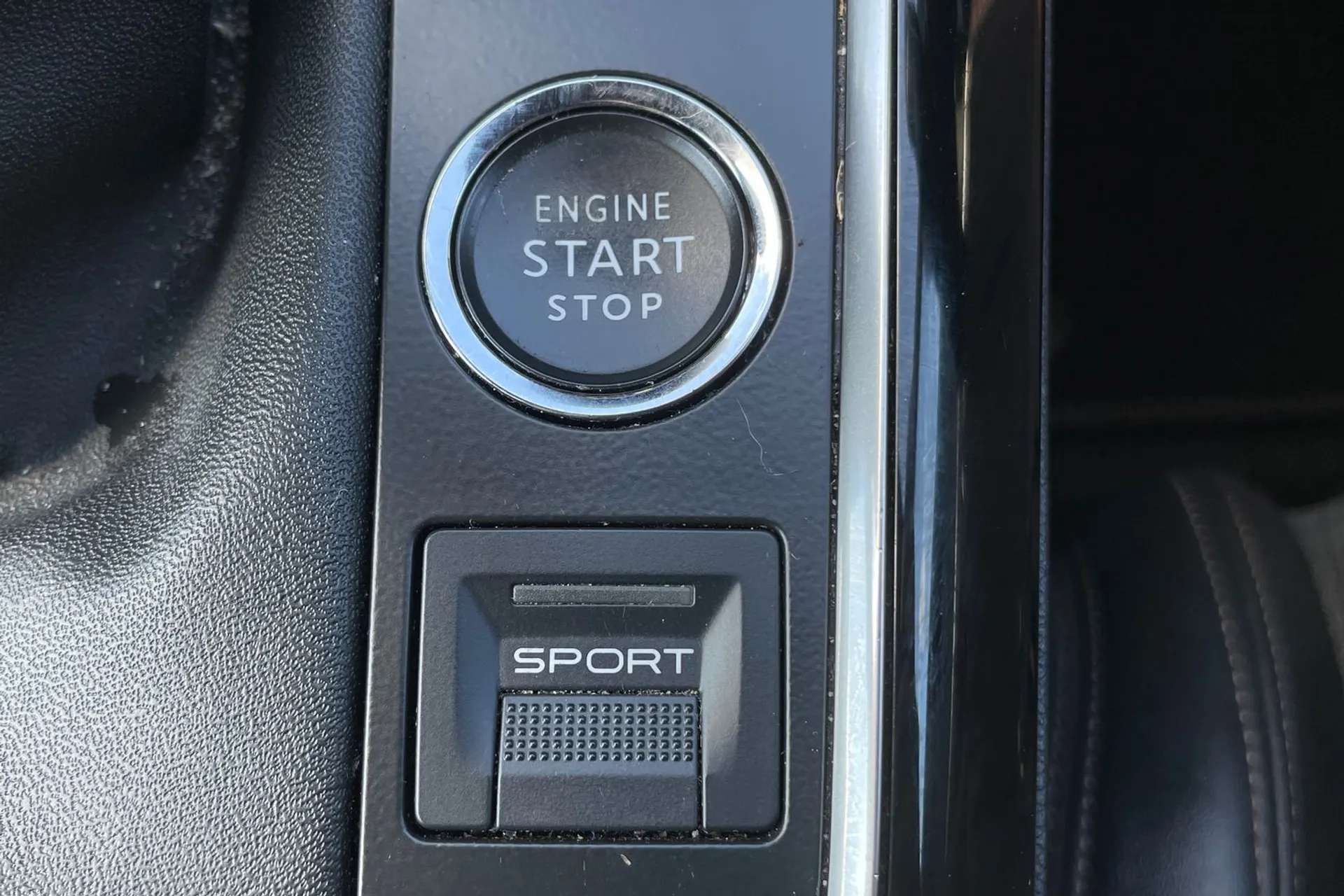 2018 PEUGEOT 3008 2018 PEUGEOT 3008