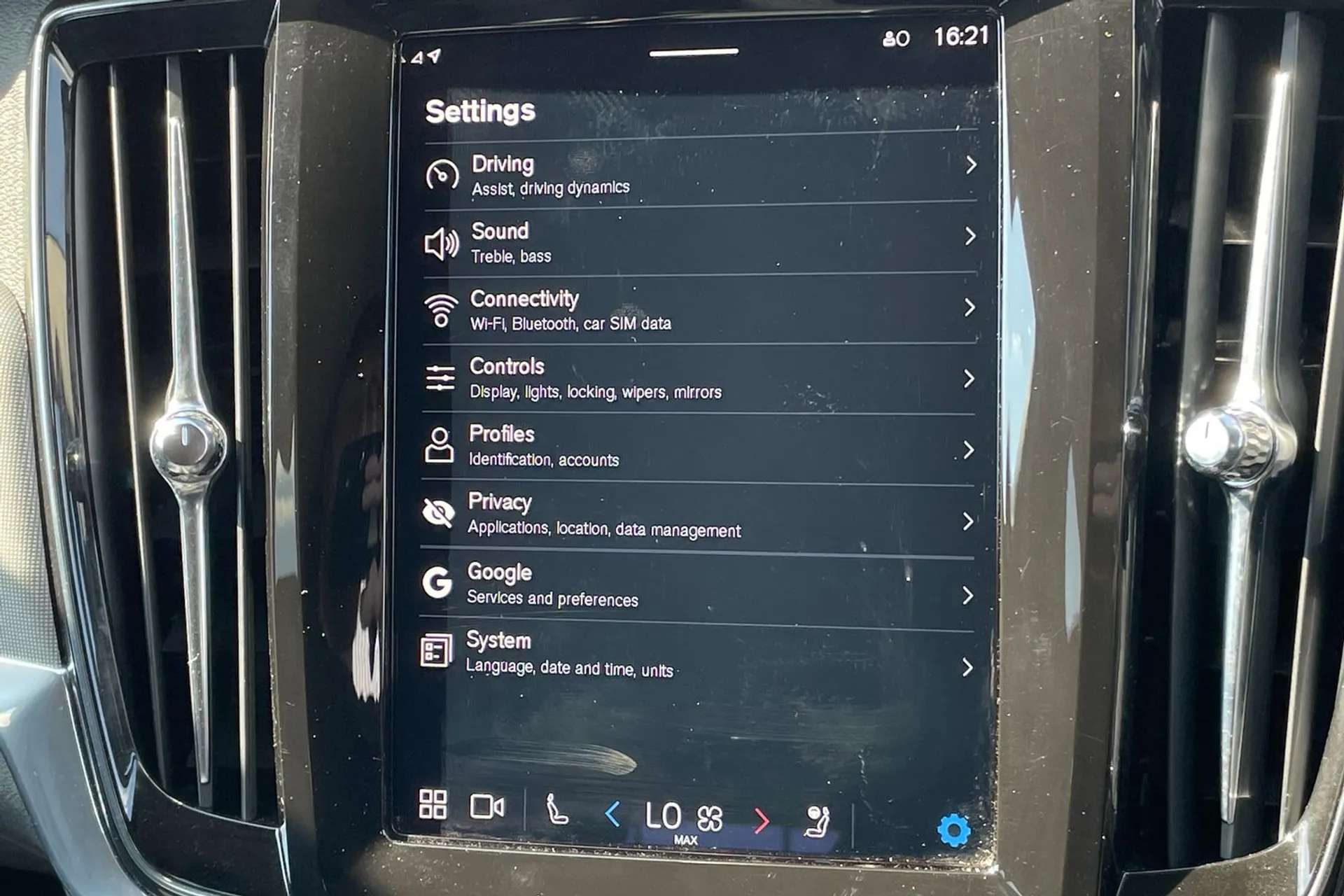 2022 VOLVO V90 2022 VOLVO V90