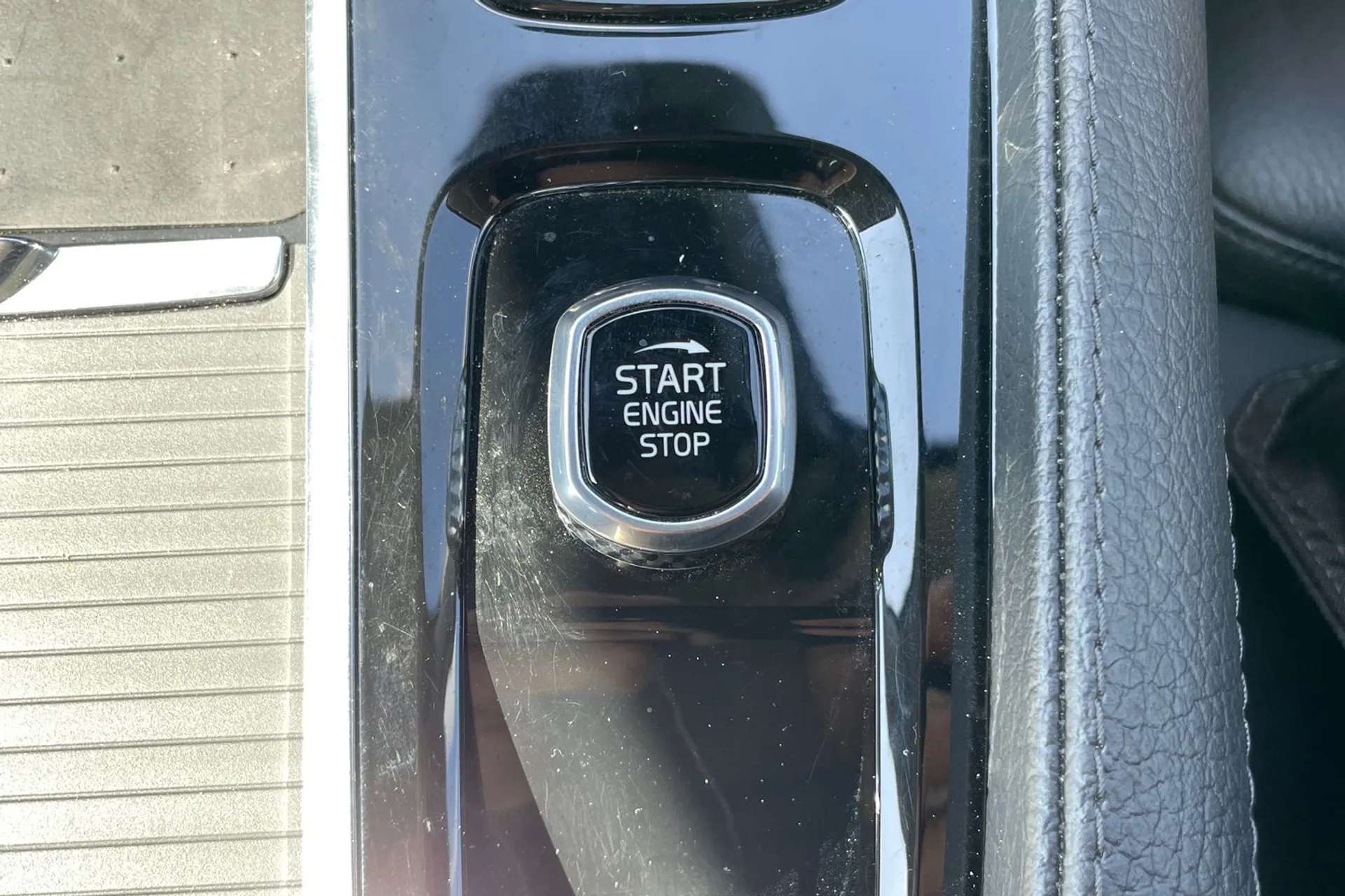 2022 VOLVO V90 2022 VOLVO V90