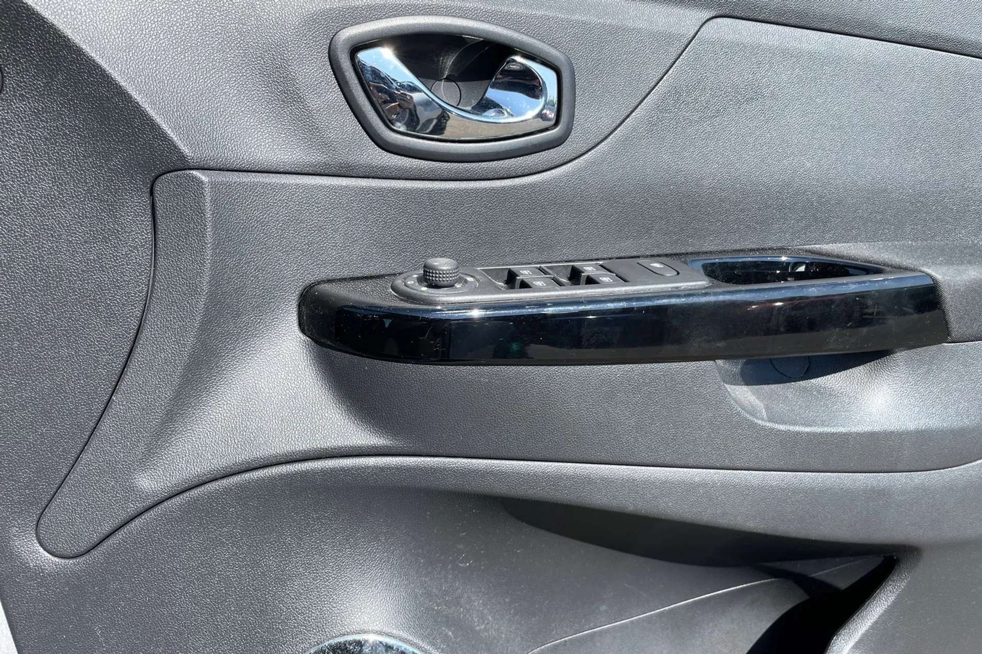 2017 RENAULT CAPTUR 2017 RENAULT CAPTUR