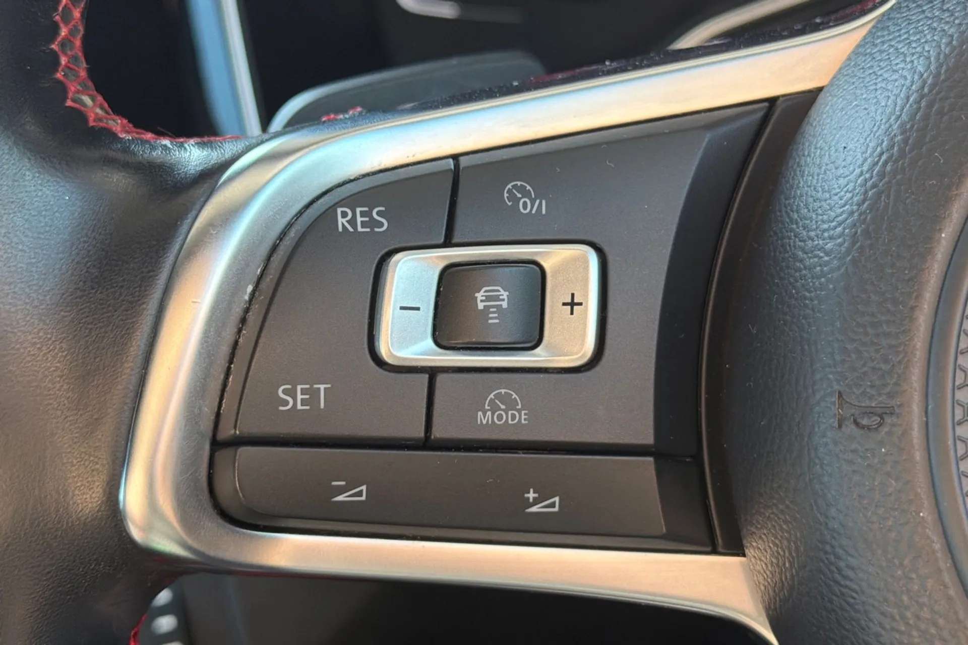 2019 VOLKSWAGEN POLO 2019 VOLKSWAGEN POLO