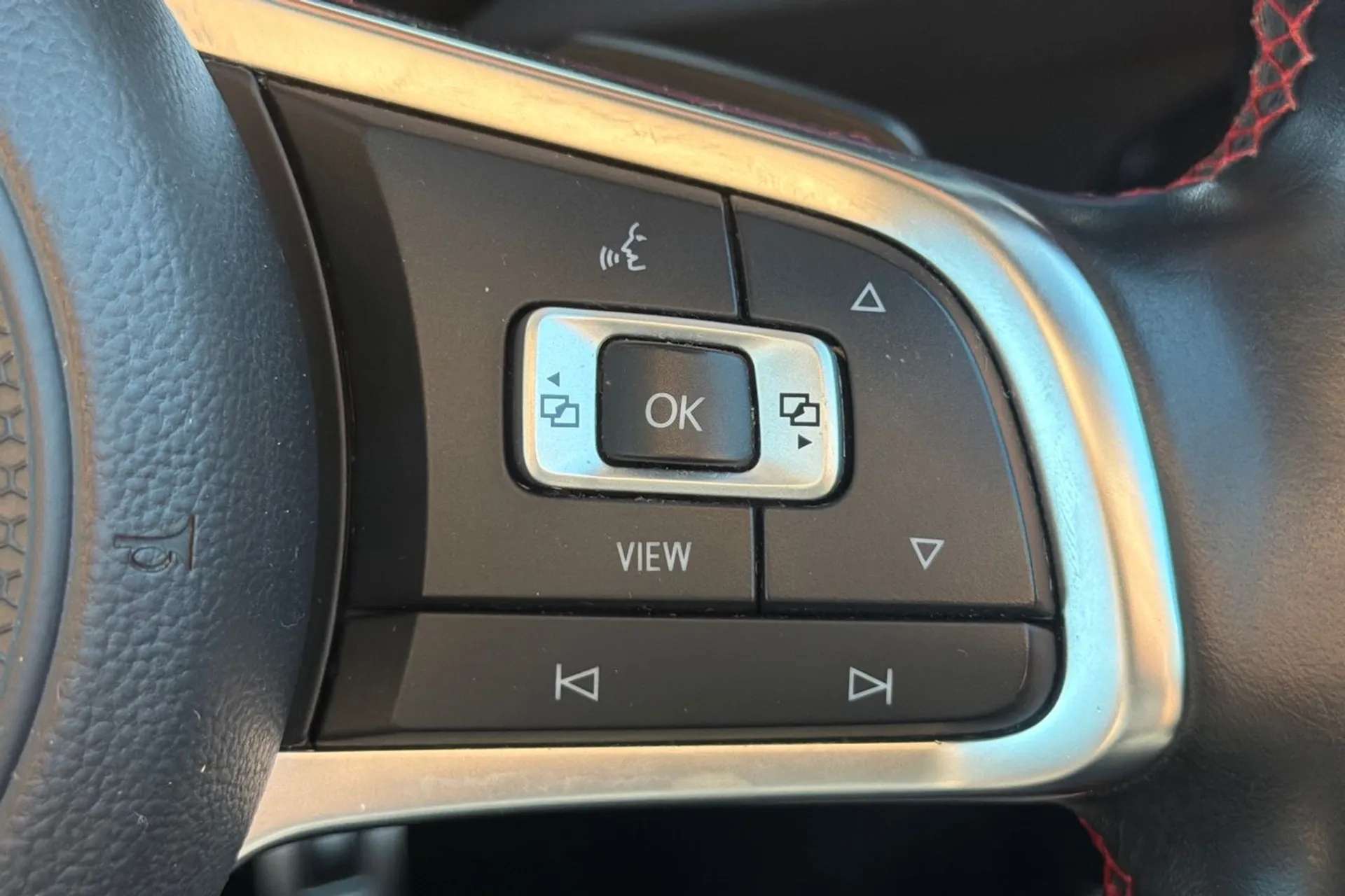 2019 VOLKSWAGEN POLO 2019 VOLKSWAGEN POLO