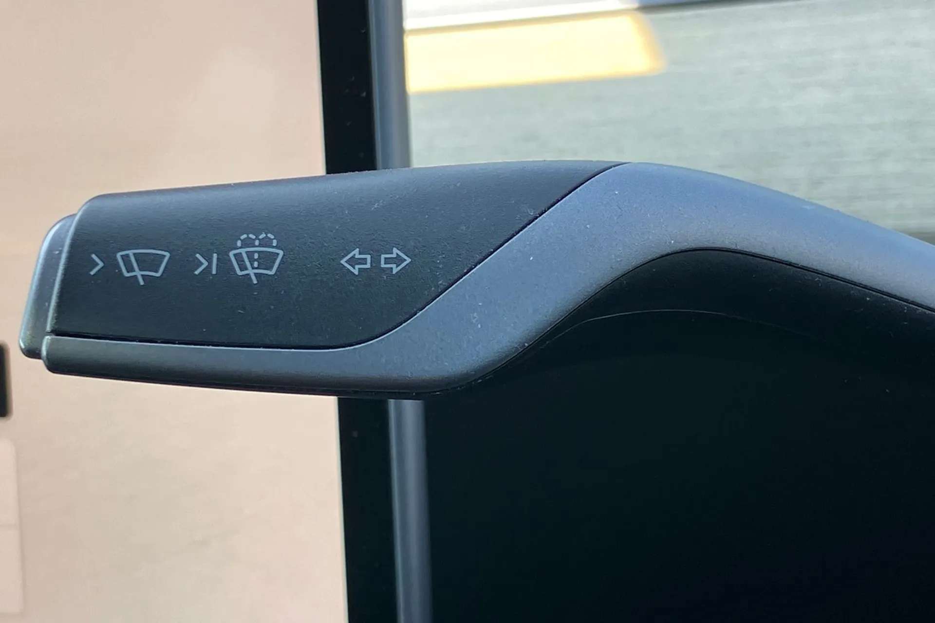 2023 TESLA MODEL Y 2023 TESLA MODEL Y
