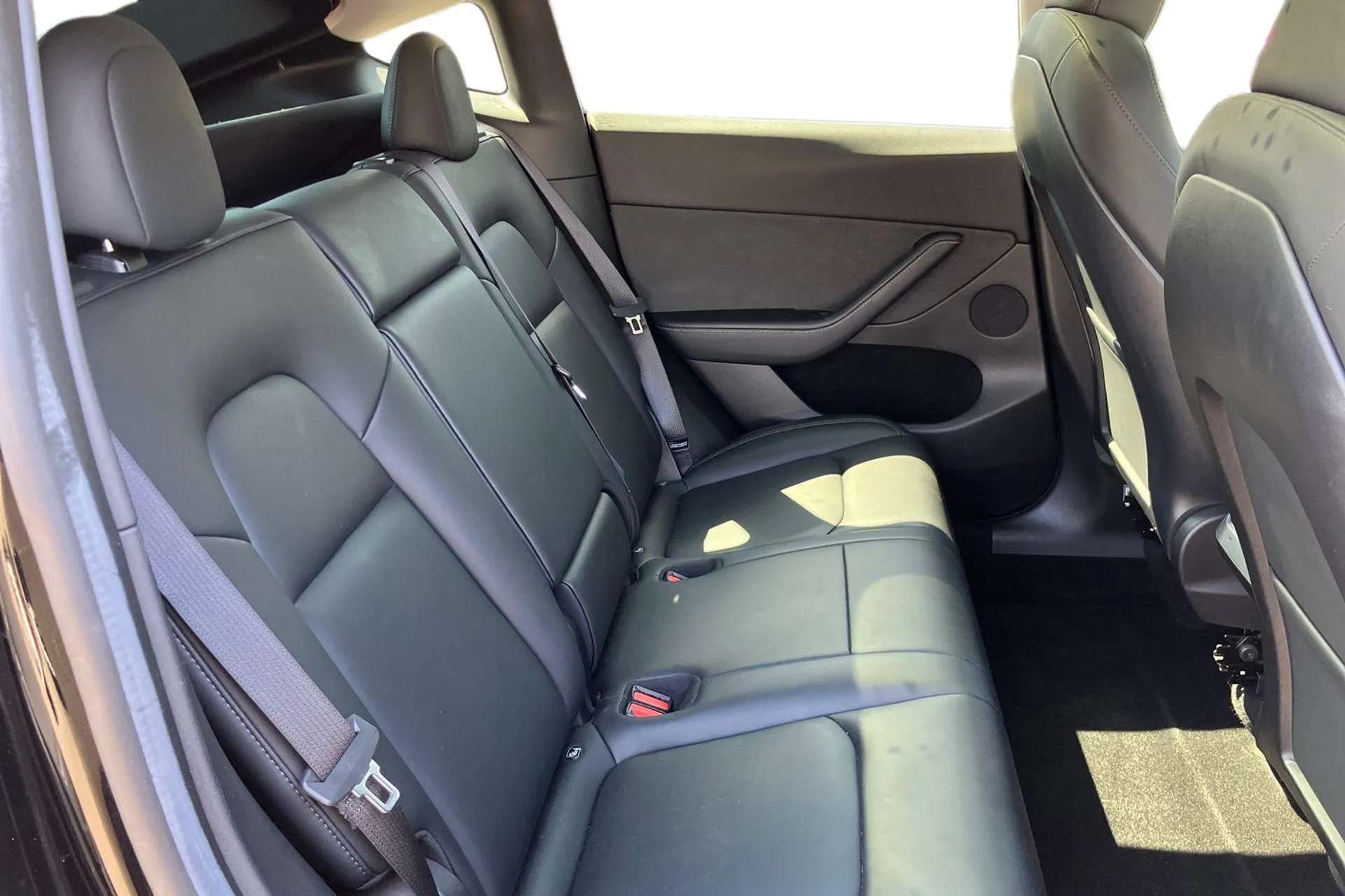 2023 TESLA MODEL Y 2023 TESLA MODEL Y
