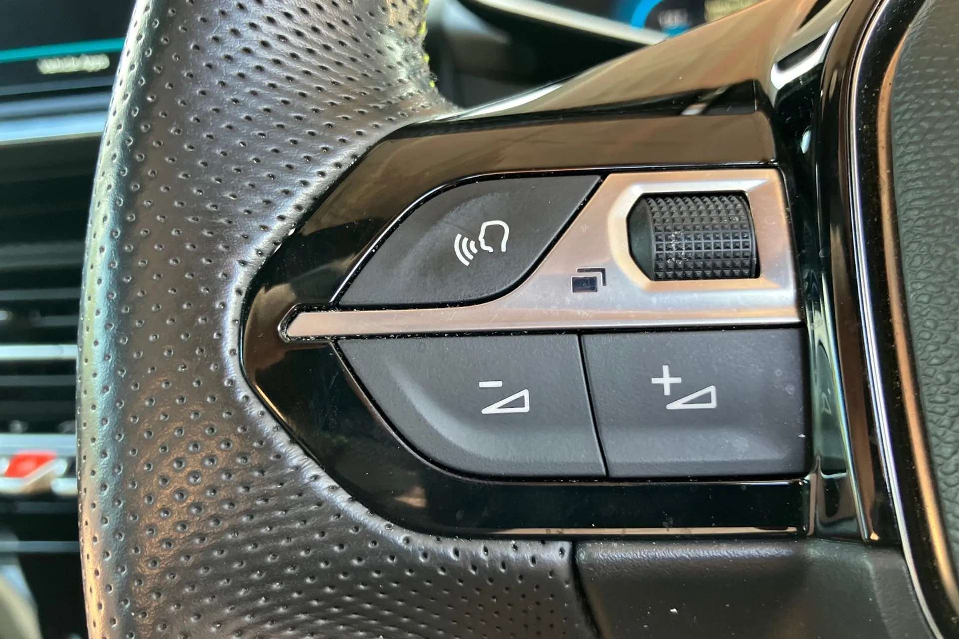 2021 PEUGEOT 208 2021 PEUGEOT 208