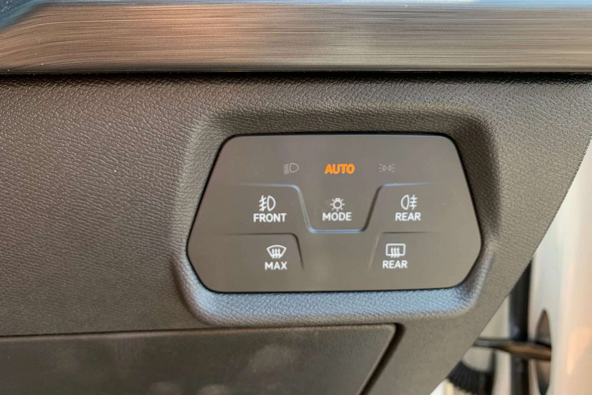 2024 CUPRA FORMENTOR 2024 CUPRA FORMENTOR