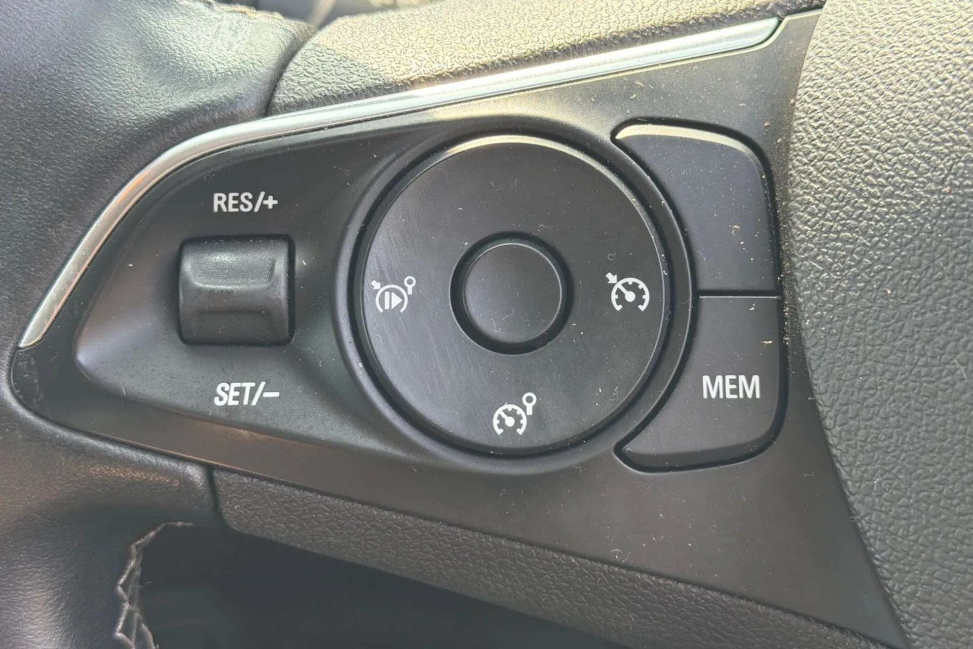 2020 VAUXHALL CROSSLAND X 2020 VAUXHALL CROSSLAND X