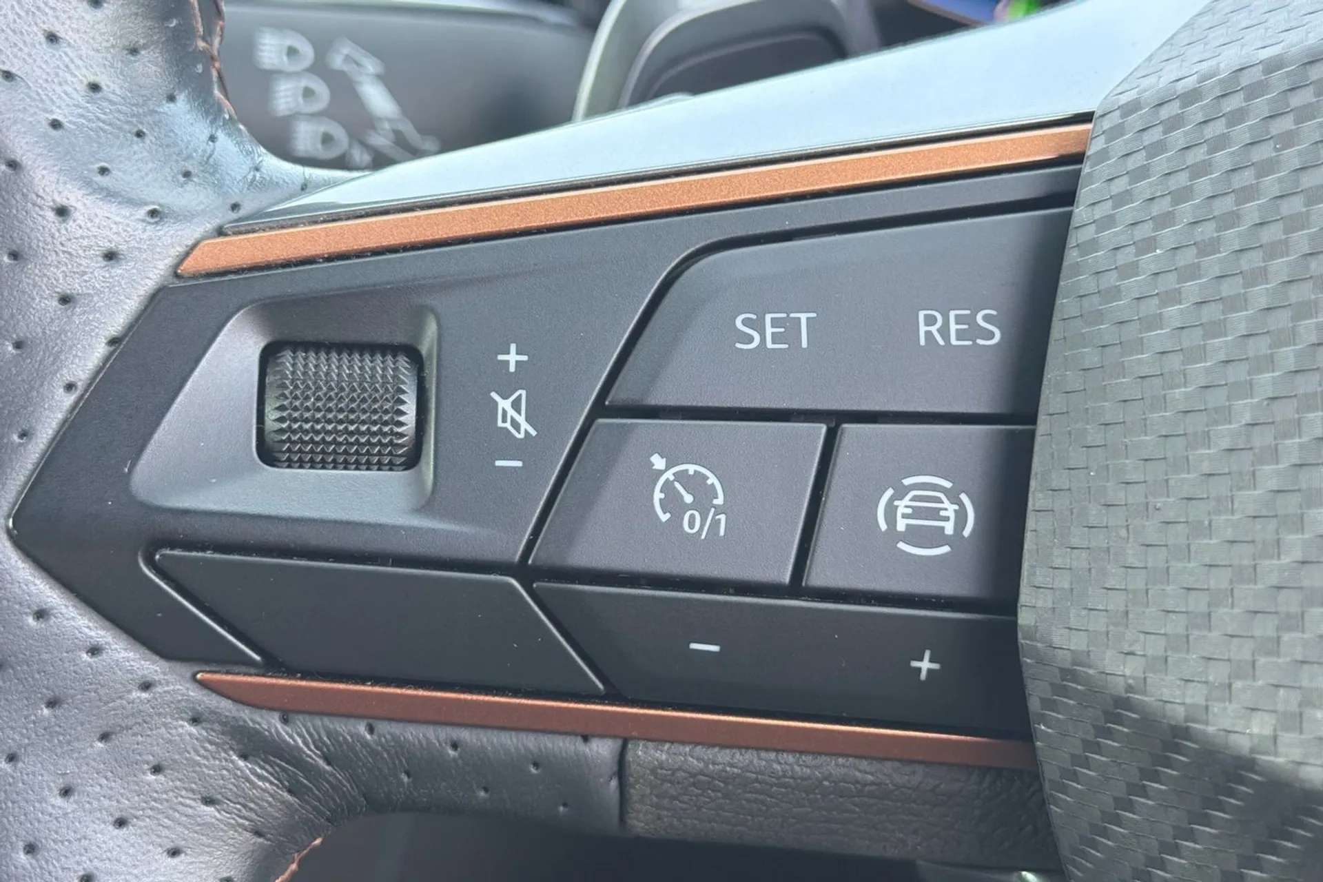 2021 CUPRA LEON 2021 CUPRA LEON