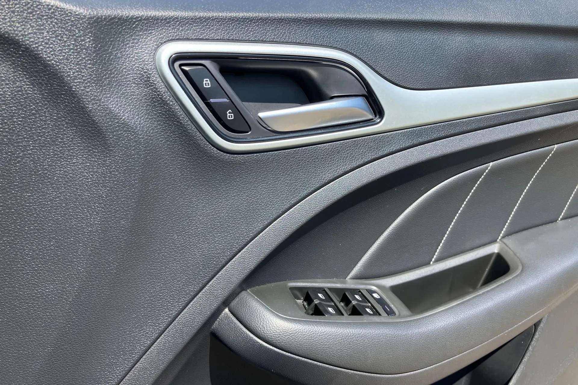 2021 MG MOTOR UK ZS 2021 MG MOTOR UK ZS
