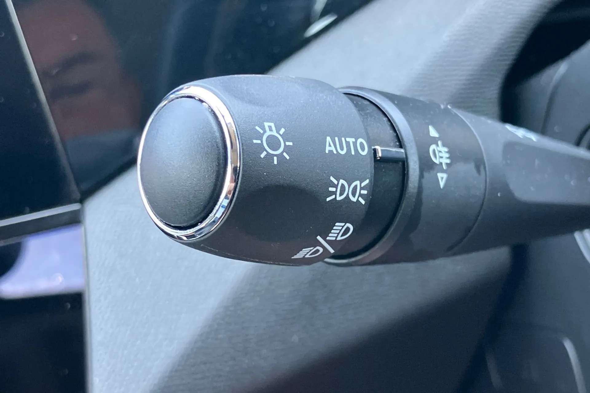 2023 PEUGEOT 408 2023 PEUGEOT 408