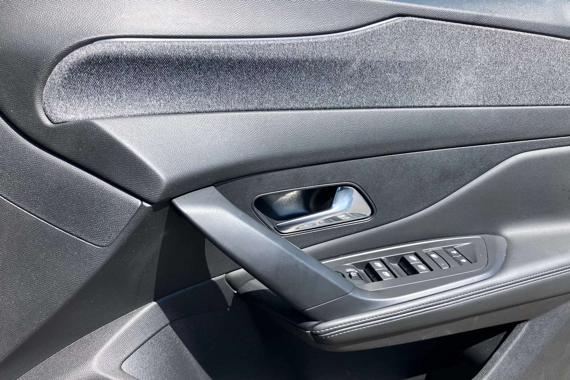 2023 PEUGEOT 408 2023 PEUGEOT 408