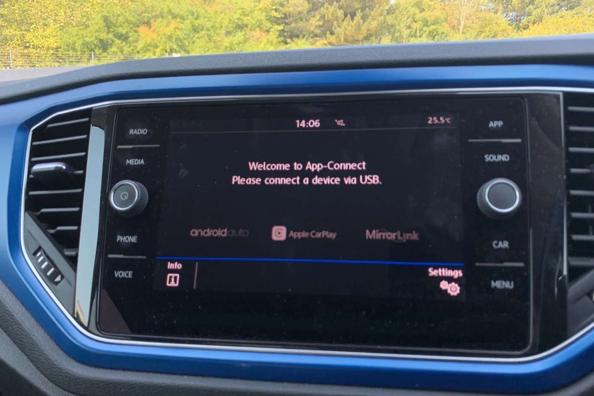 2018 VOLKSWAGEN T-ROC 2018 VOLKSWAGEN T-ROC