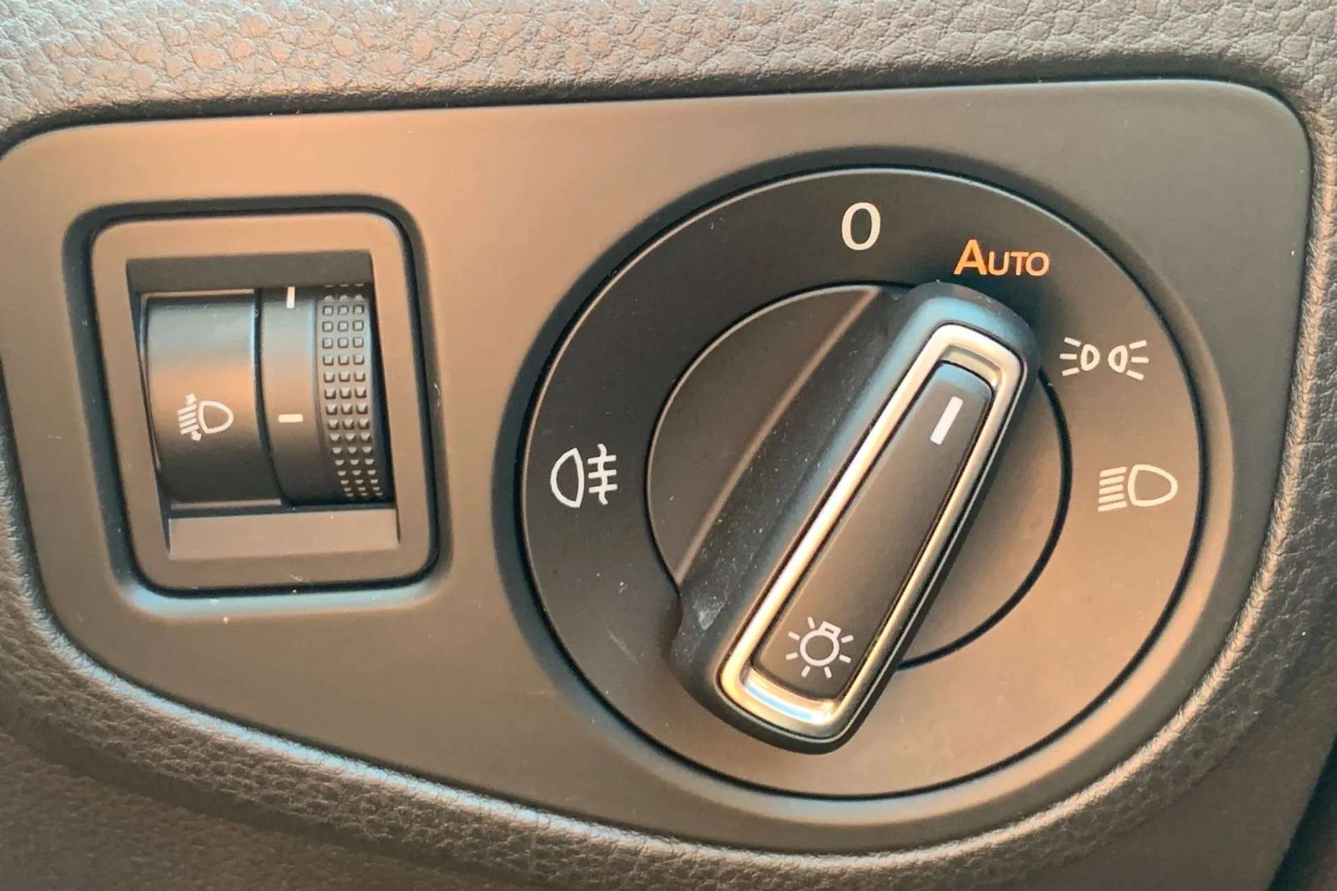 2016 VOLKSWAGEN GOLF SV 2016 VOLKSWAGEN GOLF SV