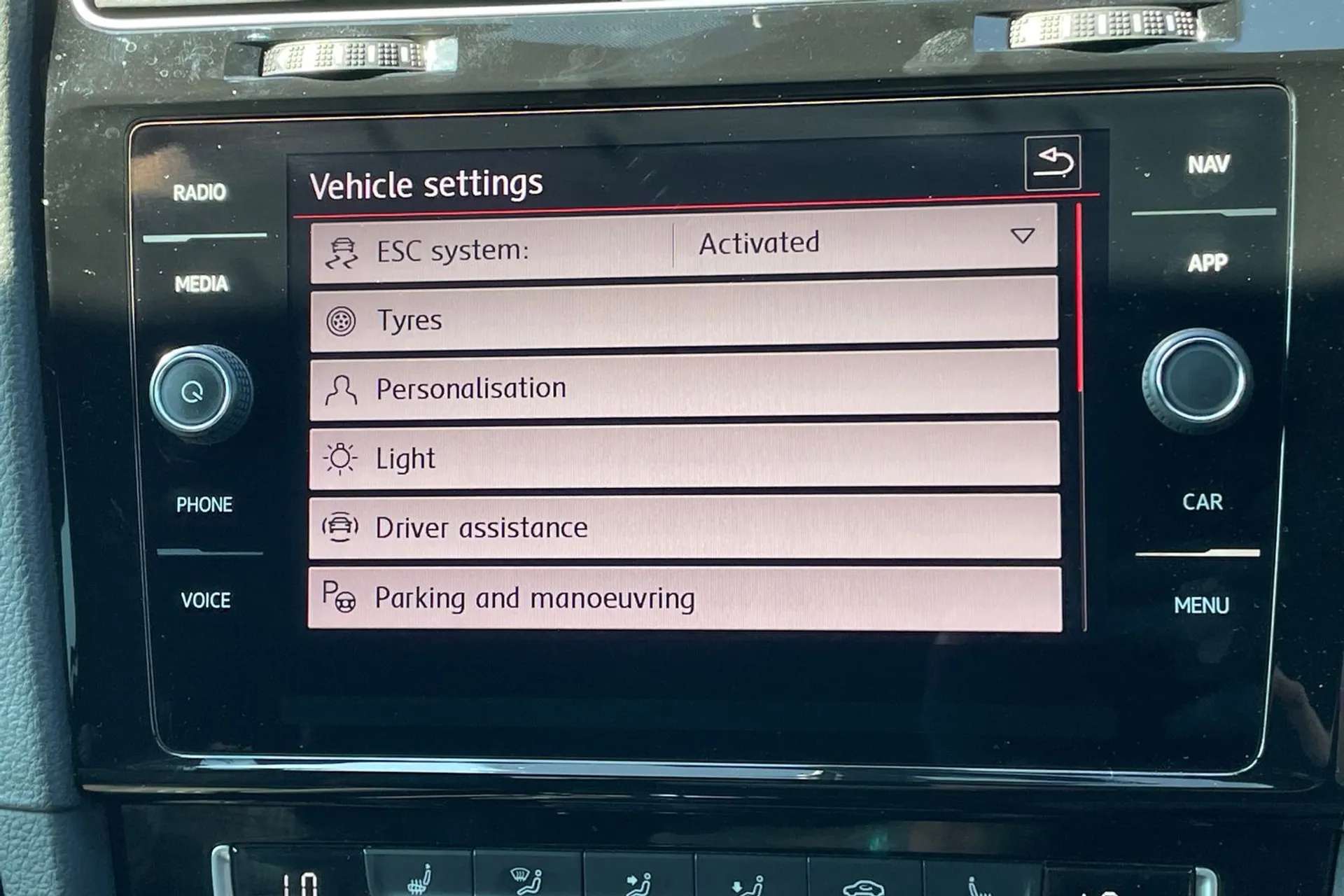 2018 VOLKSWAGEN GOLF 2018 VOLKSWAGEN GOLF
