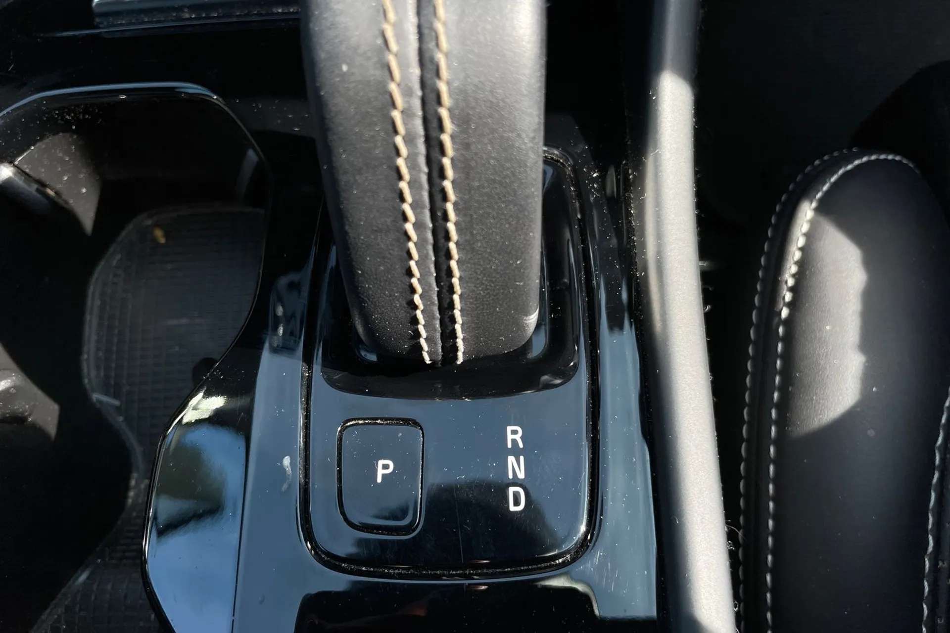 2020 VOLVO XC40 2020 VOLVO XC40