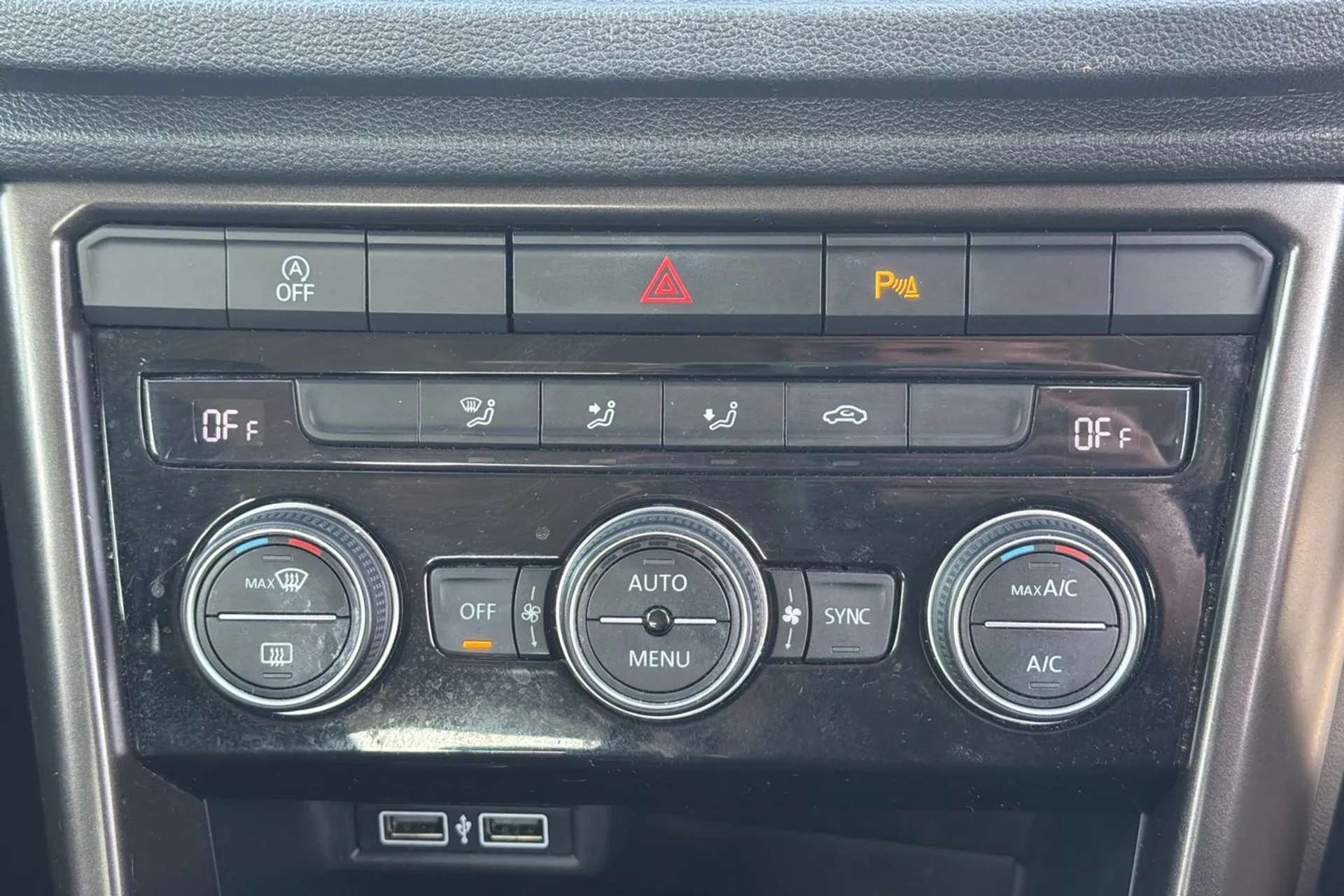 2019 VOLKSWAGEN T-ROC 2019 VOLKSWAGEN T-ROC