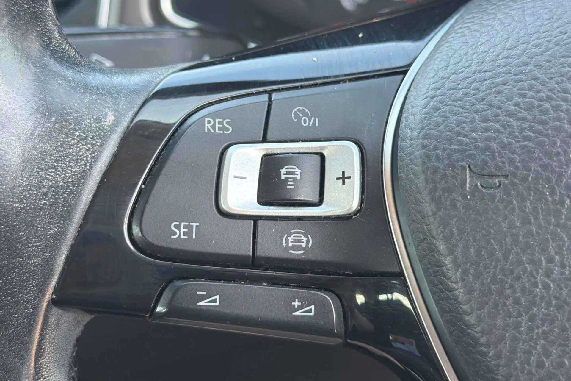 2019 VOLKSWAGEN T-ROC 2019 VOLKSWAGEN T-ROC