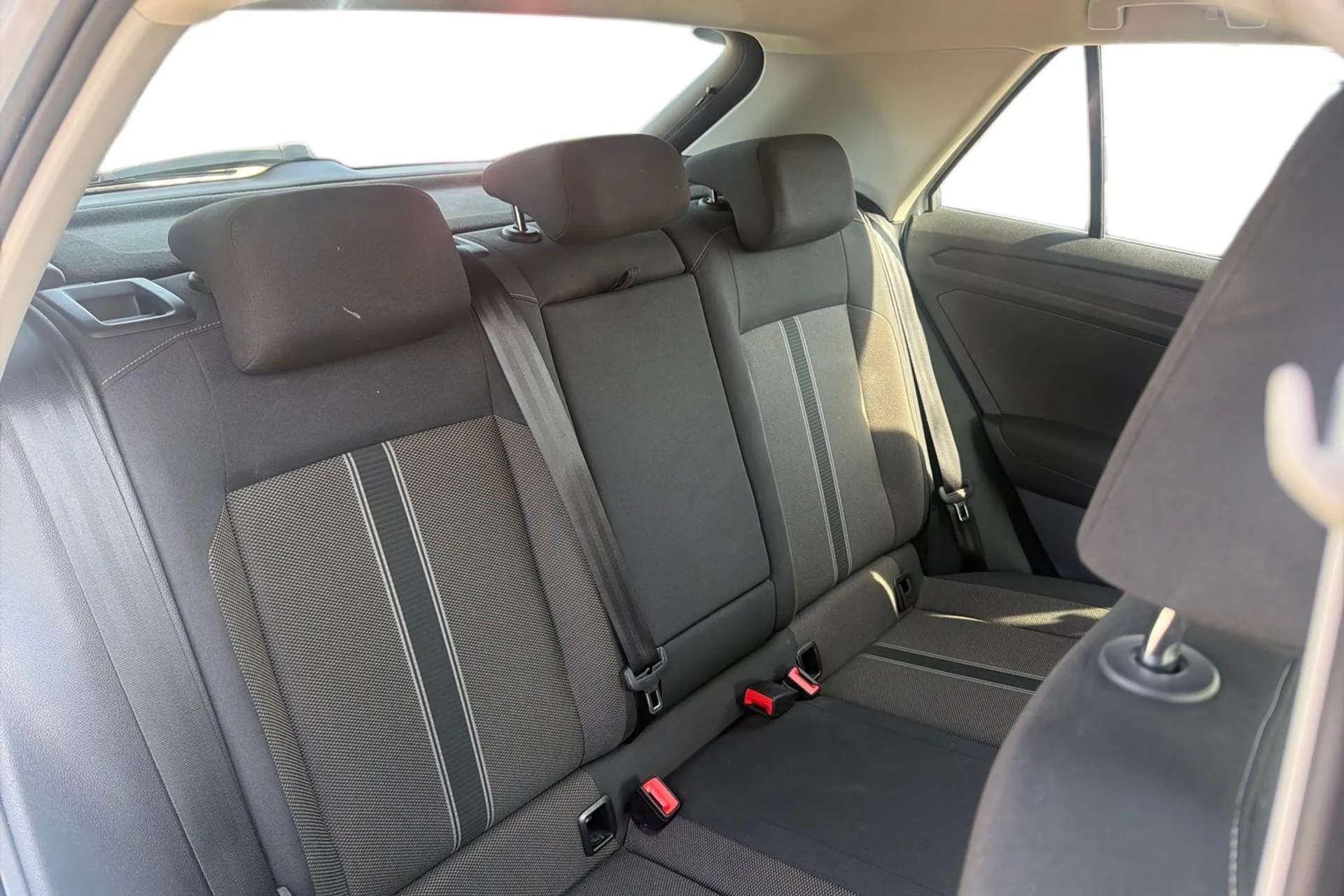2019 VOLKSWAGEN T-ROC 2019 VOLKSWAGEN T-ROC