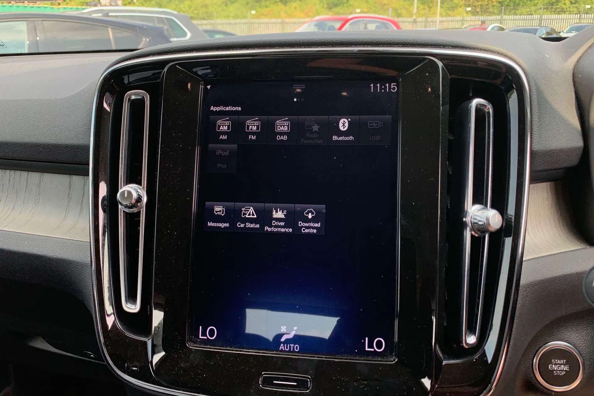 2019 VOLVO XC40 2019 VOLVO XC40