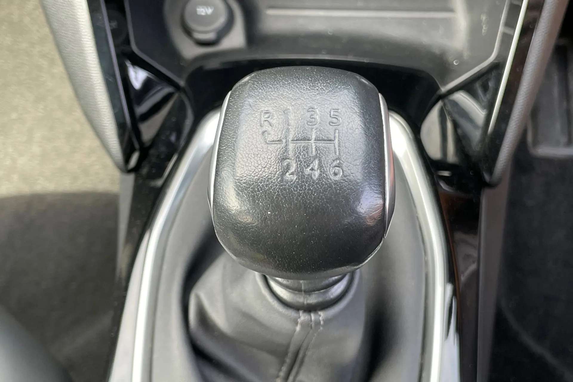 2022 PEUGEOT 2008 2022 PEUGEOT 2008