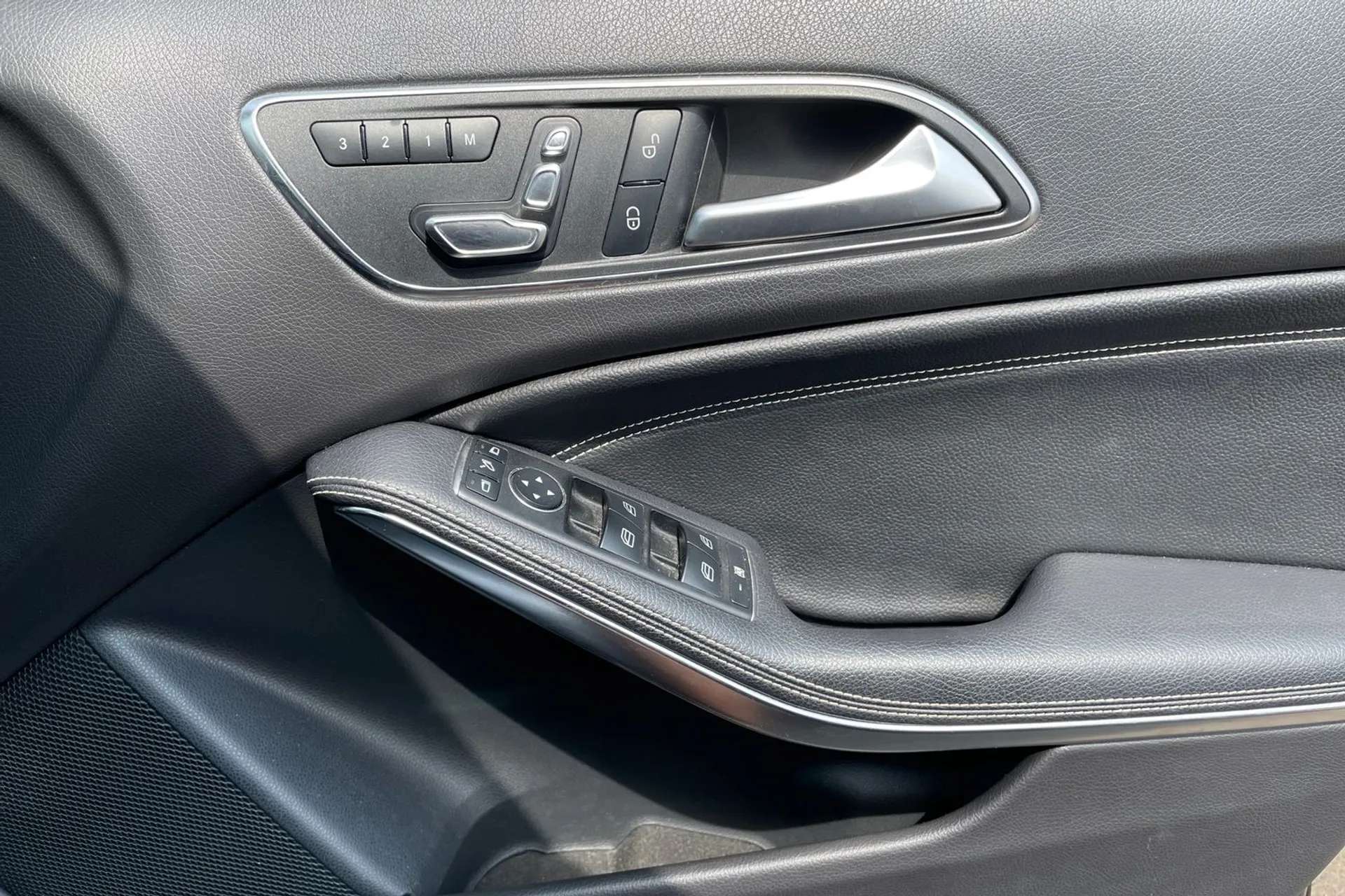 2018 MERCEDES-BENZ A CLASS 2018 MERCEDES-BENZ A CLASS