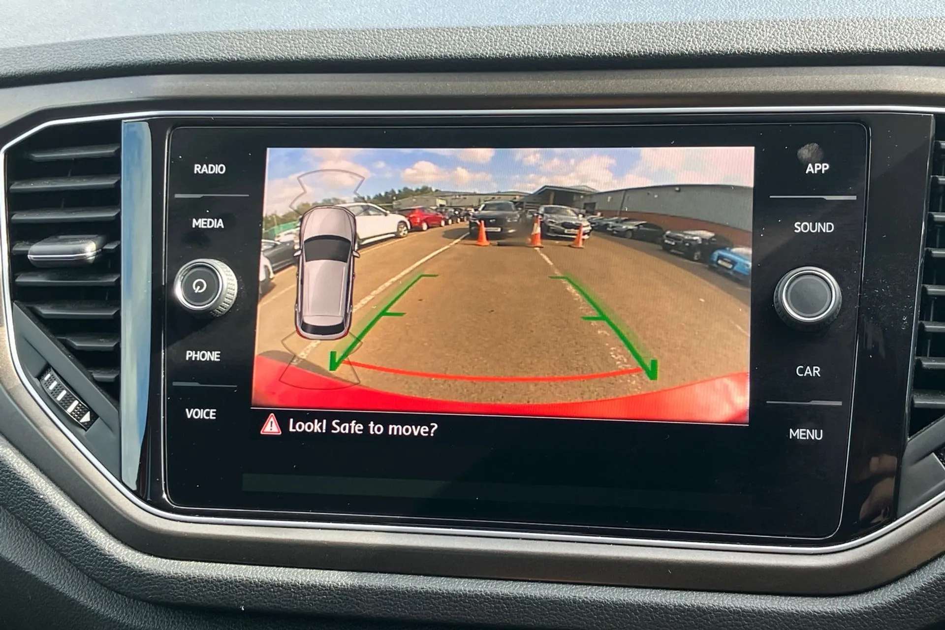 2019 VOLKSWAGEN T-ROC 2019 VOLKSWAGEN T-ROC