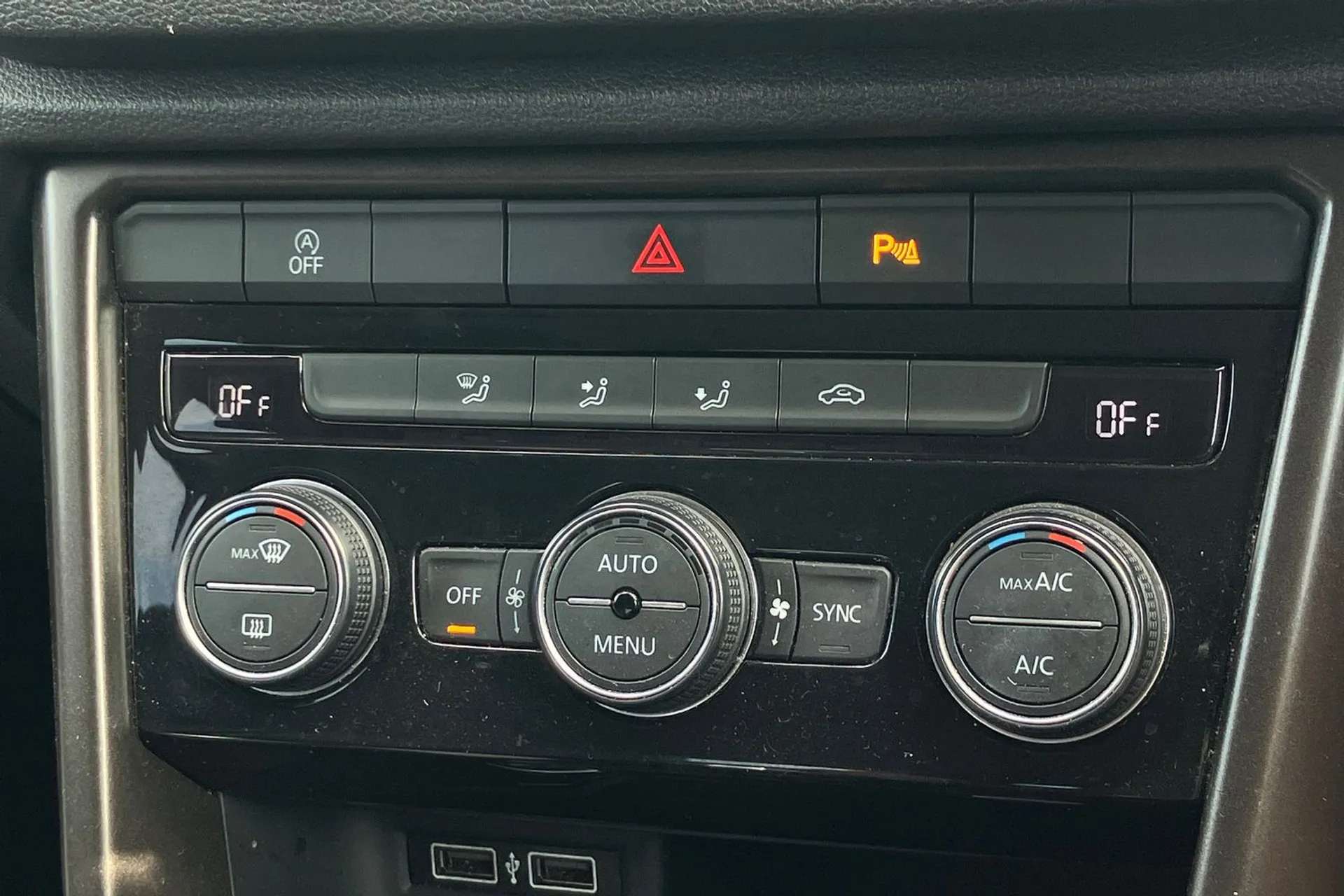 2019 VOLKSWAGEN T-ROC 2019 VOLKSWAGEN T-ROC