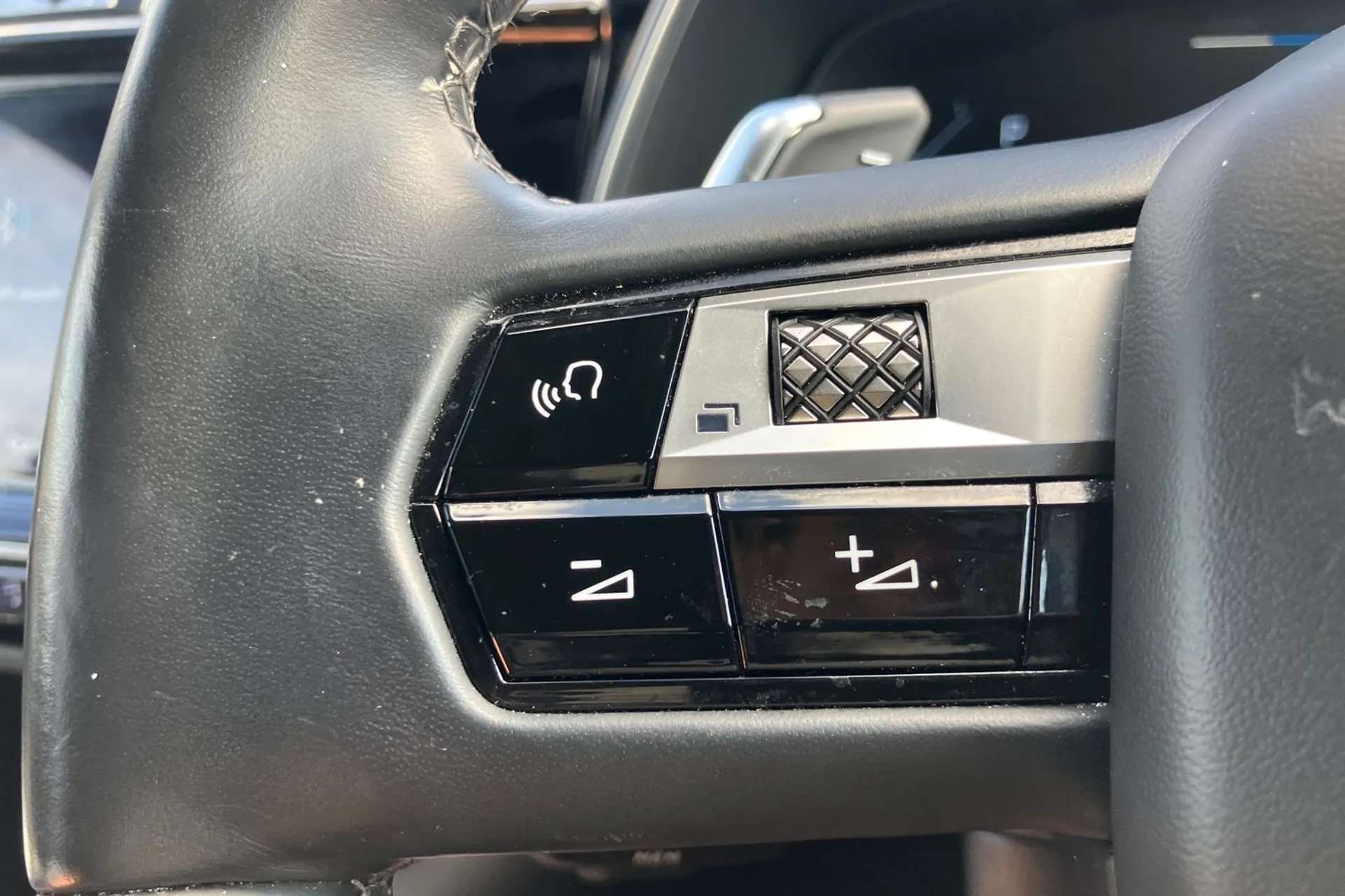 2023 DS DS7 CROSSBACK 2023 DS DS7 CROSSBACK