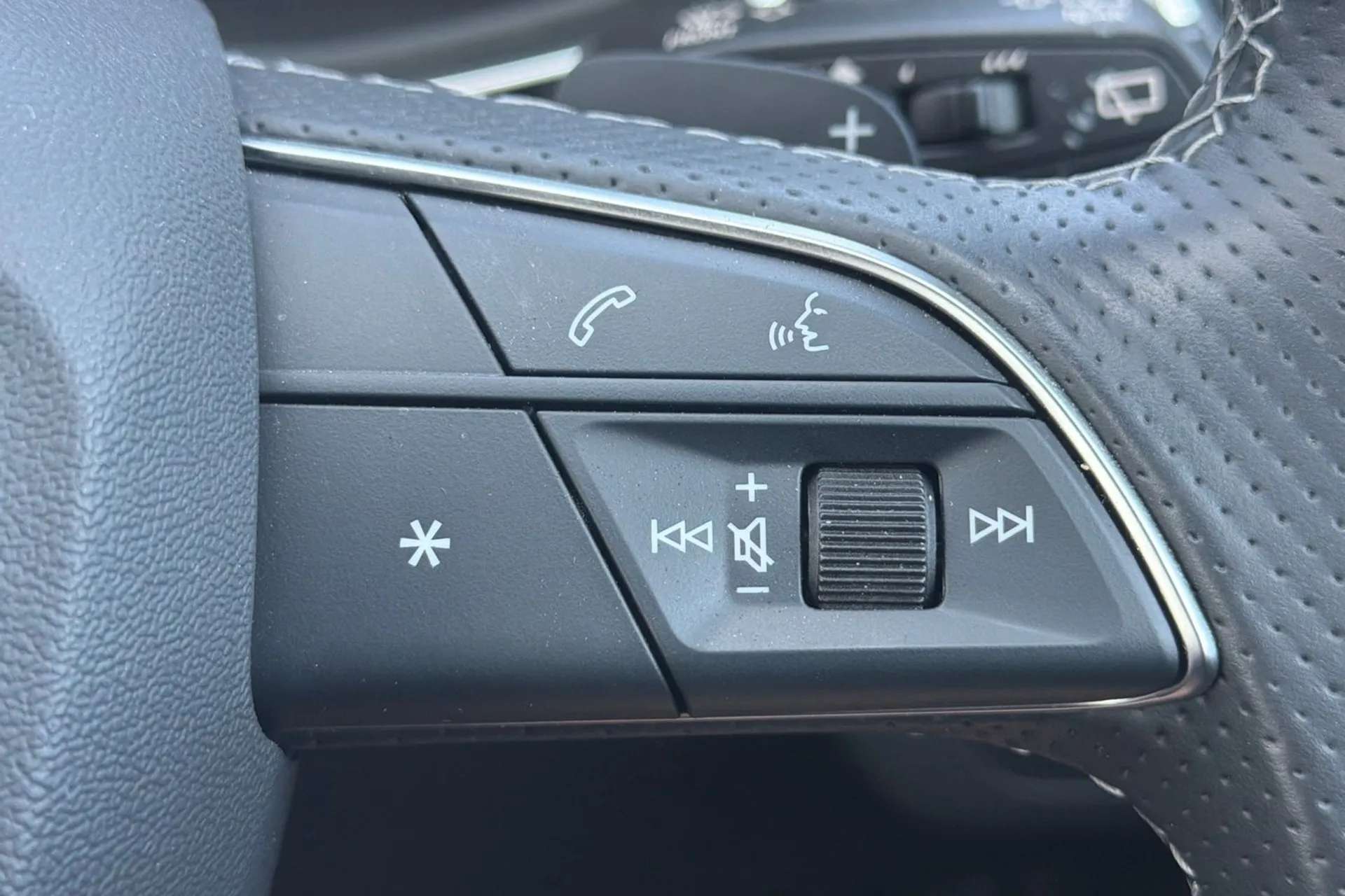 2024 AUDI Q5 2024 AUDI Q5