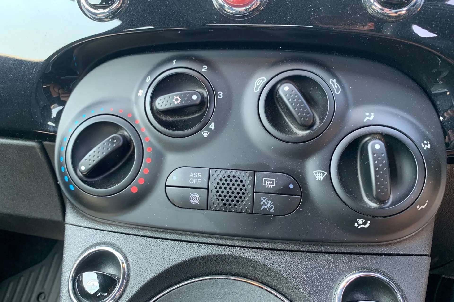 2020 FIAT 500 2020 FIAT 500