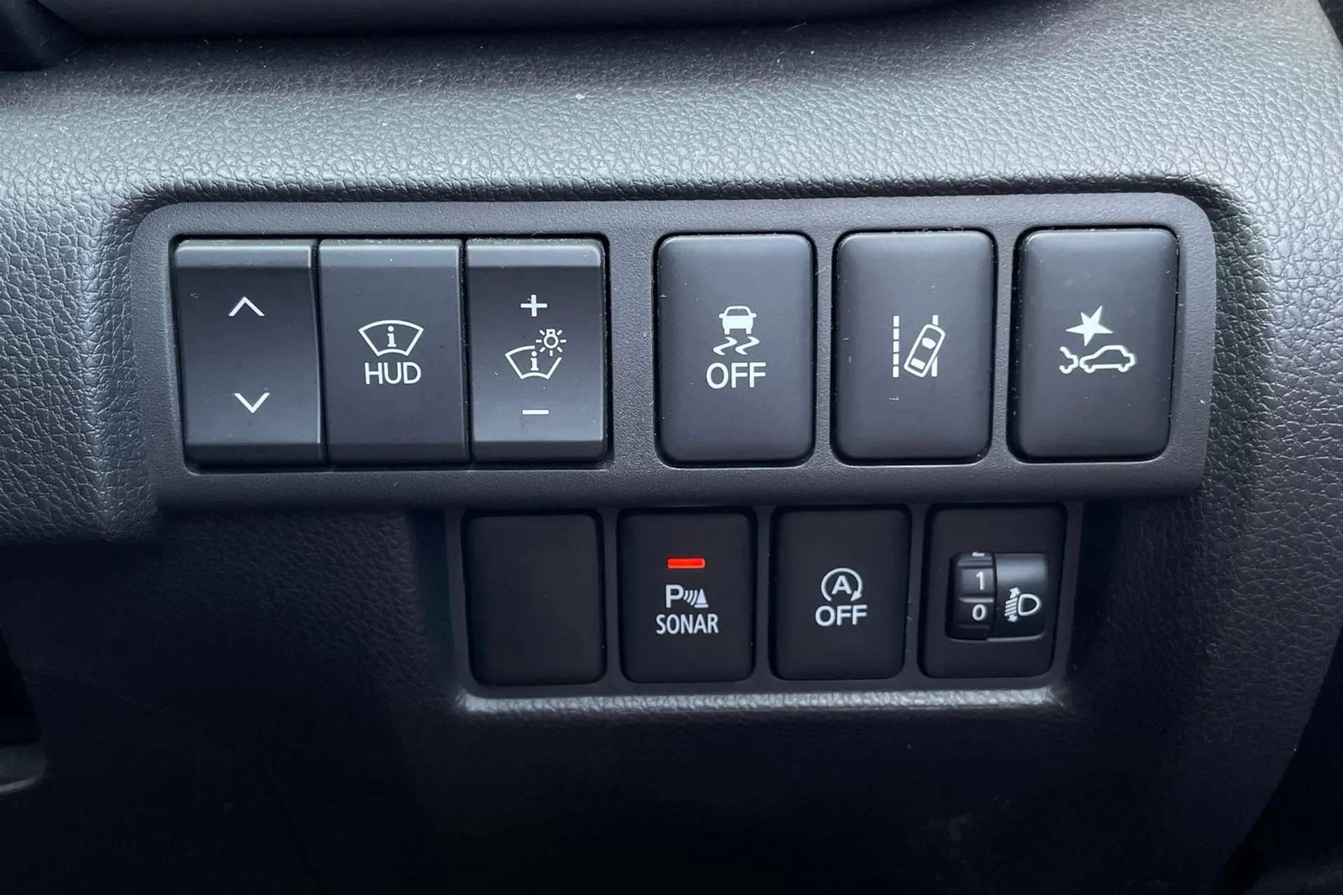 2021 MITSUBISHI ECLIPSE CROSS 2021 MITSUBISHI ECLIPSE CROSS