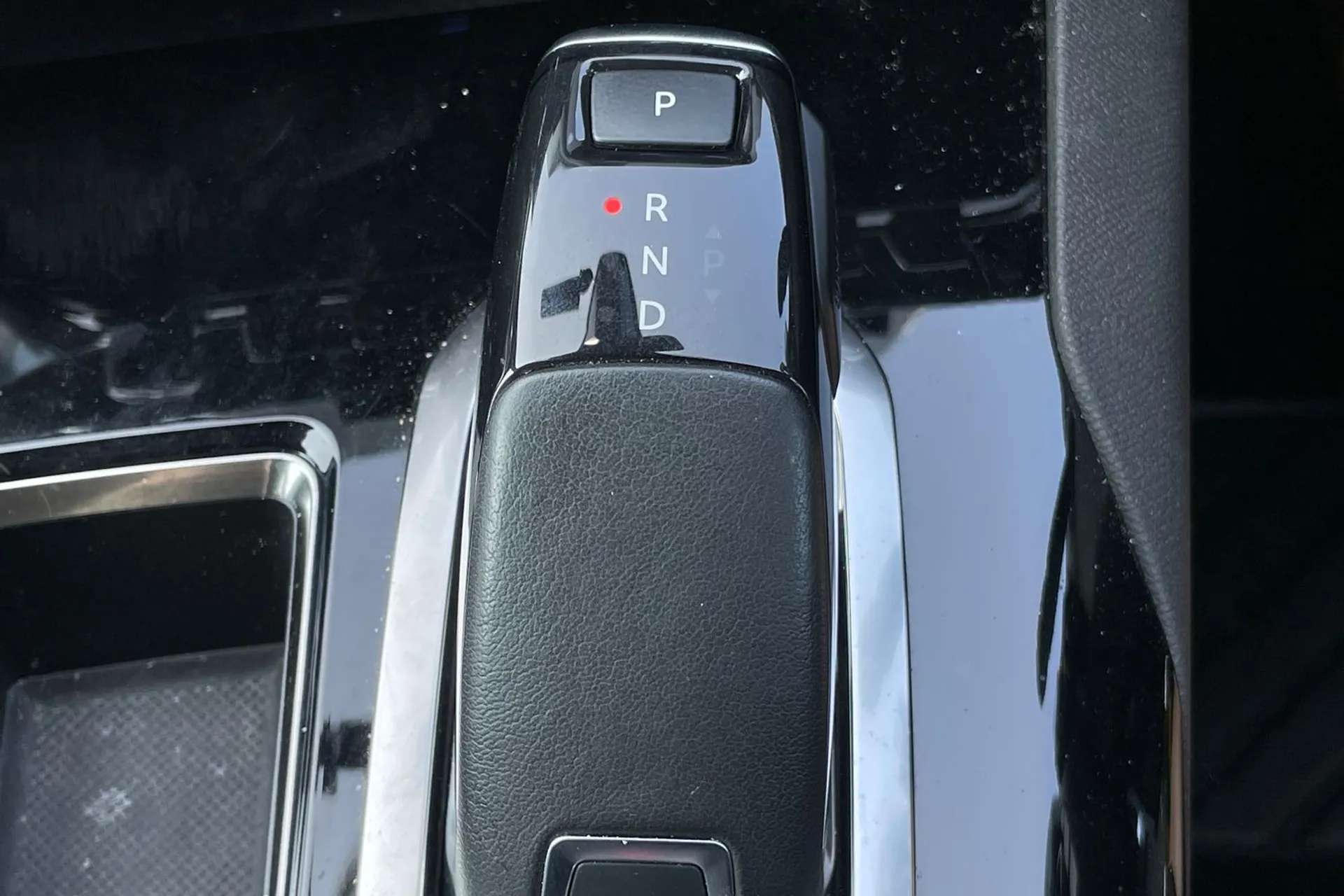 2020 PEUGEOT 3008 2020 PEUGEOT 3008