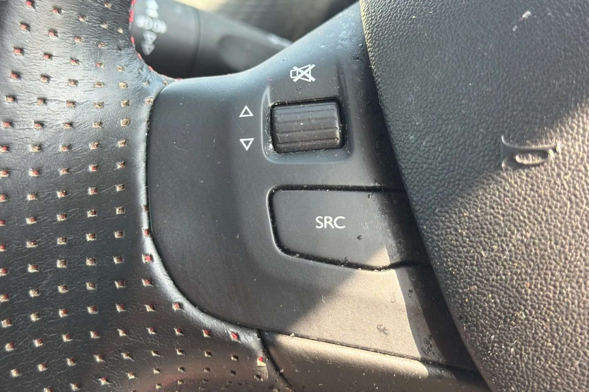 2018 PEUGEOT 208 2018 PEUGEOT 208