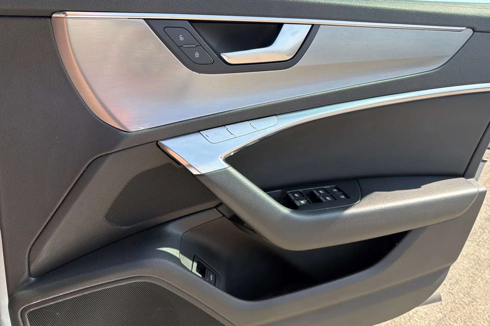 2020 AUDI A6 2020 AUDI A6