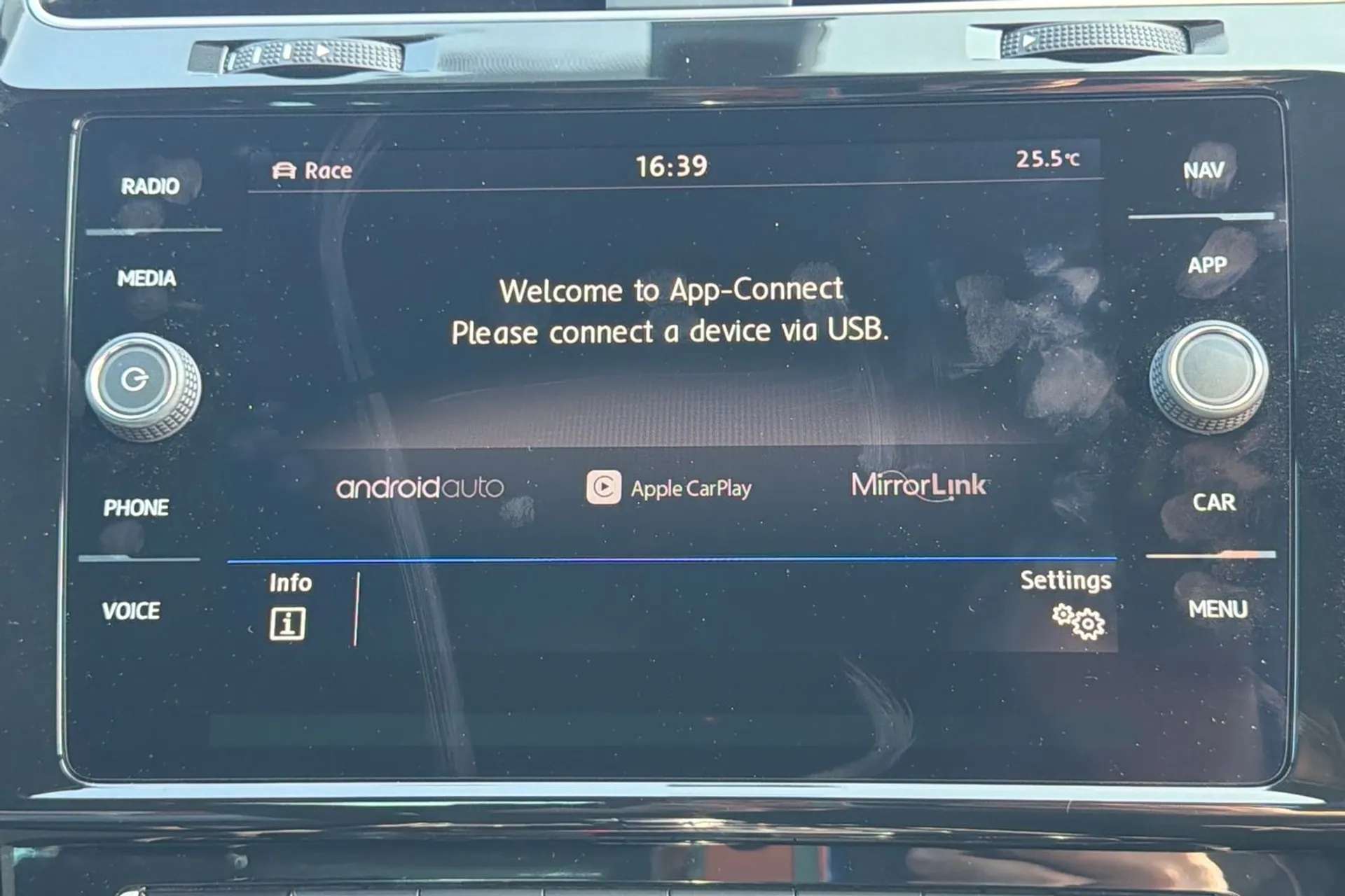 2017 VOLKSWAGEN GOLF 2017 VOLKSWAGEN GOLF