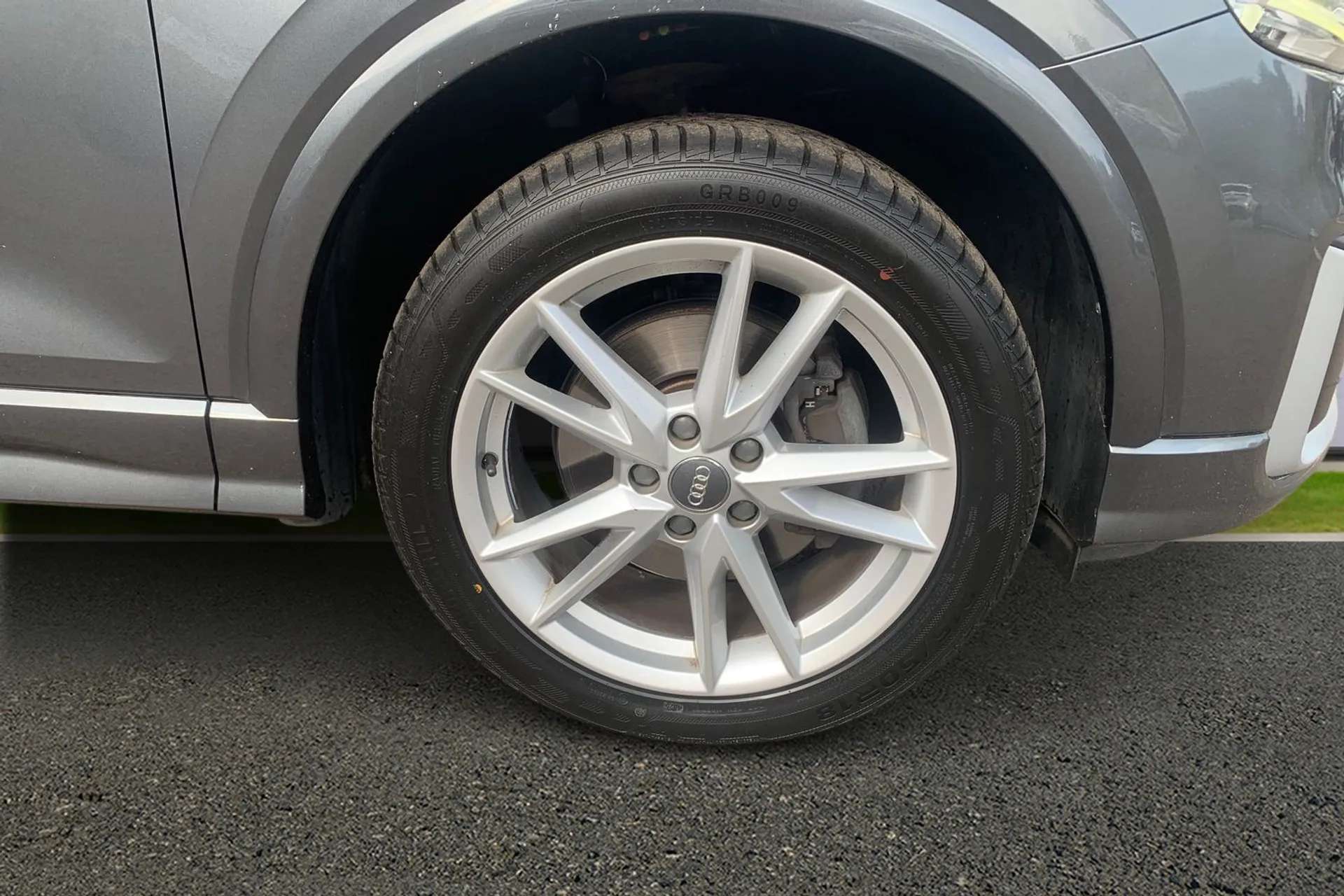 2017 AUDI Q2 2017 AUDI Q2