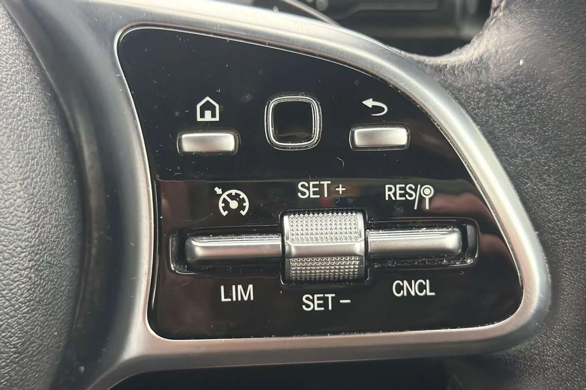 2020 MERCEDES-BENZ A CLASS 2020 MERCEDES-BENZ A CLASS