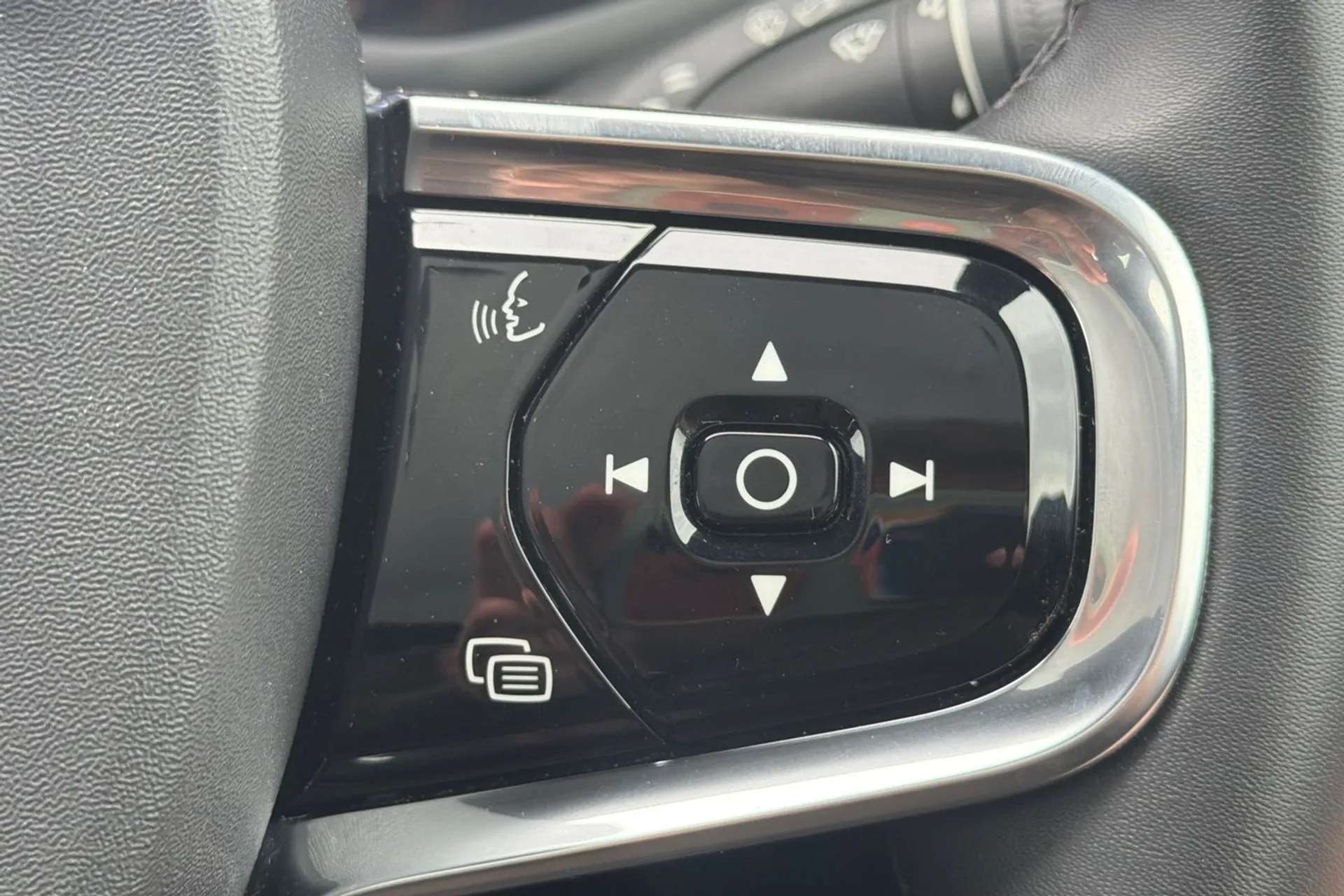 2020 POLESTAR 2 2020 POLESTAR 2
