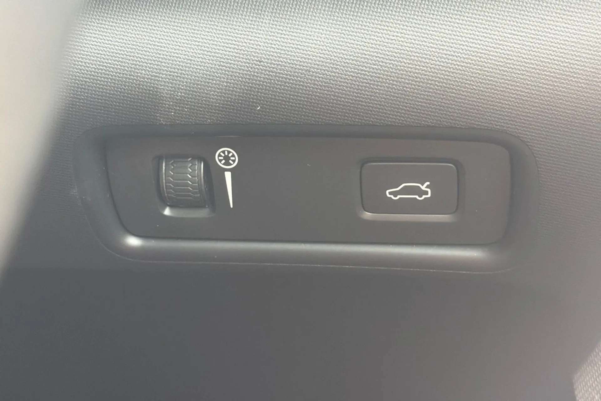 2020 POLESTAR 2 2020 POLESTAR 2