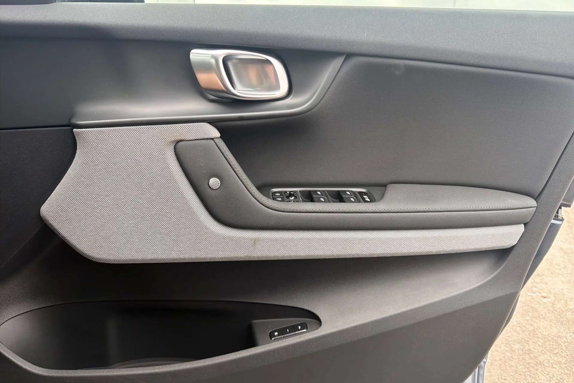 2020 POLESTAR 2 2020 POLESTAR 2
